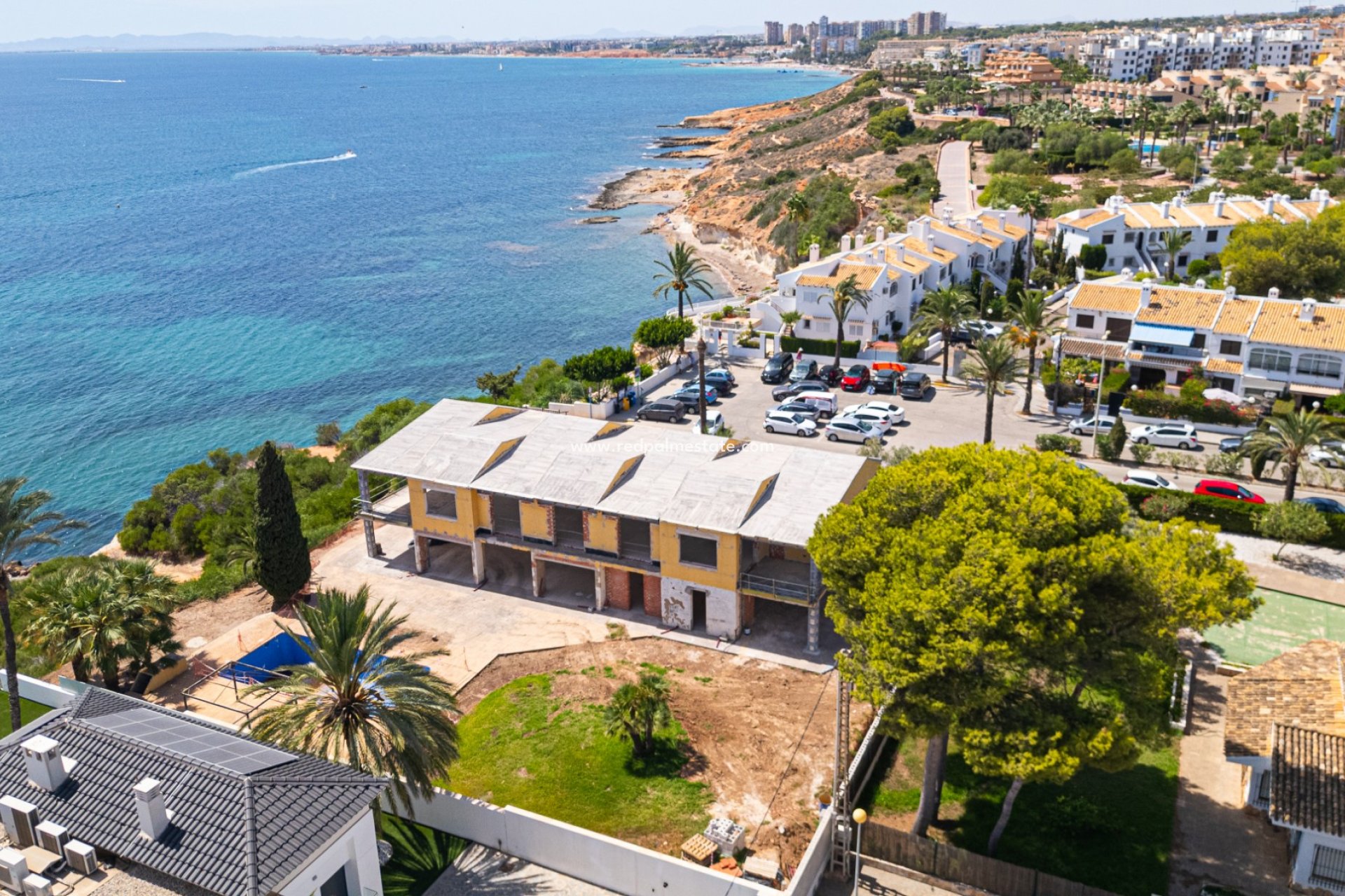 Resale - Villa -
Orihuela Costa - Cabo Roig