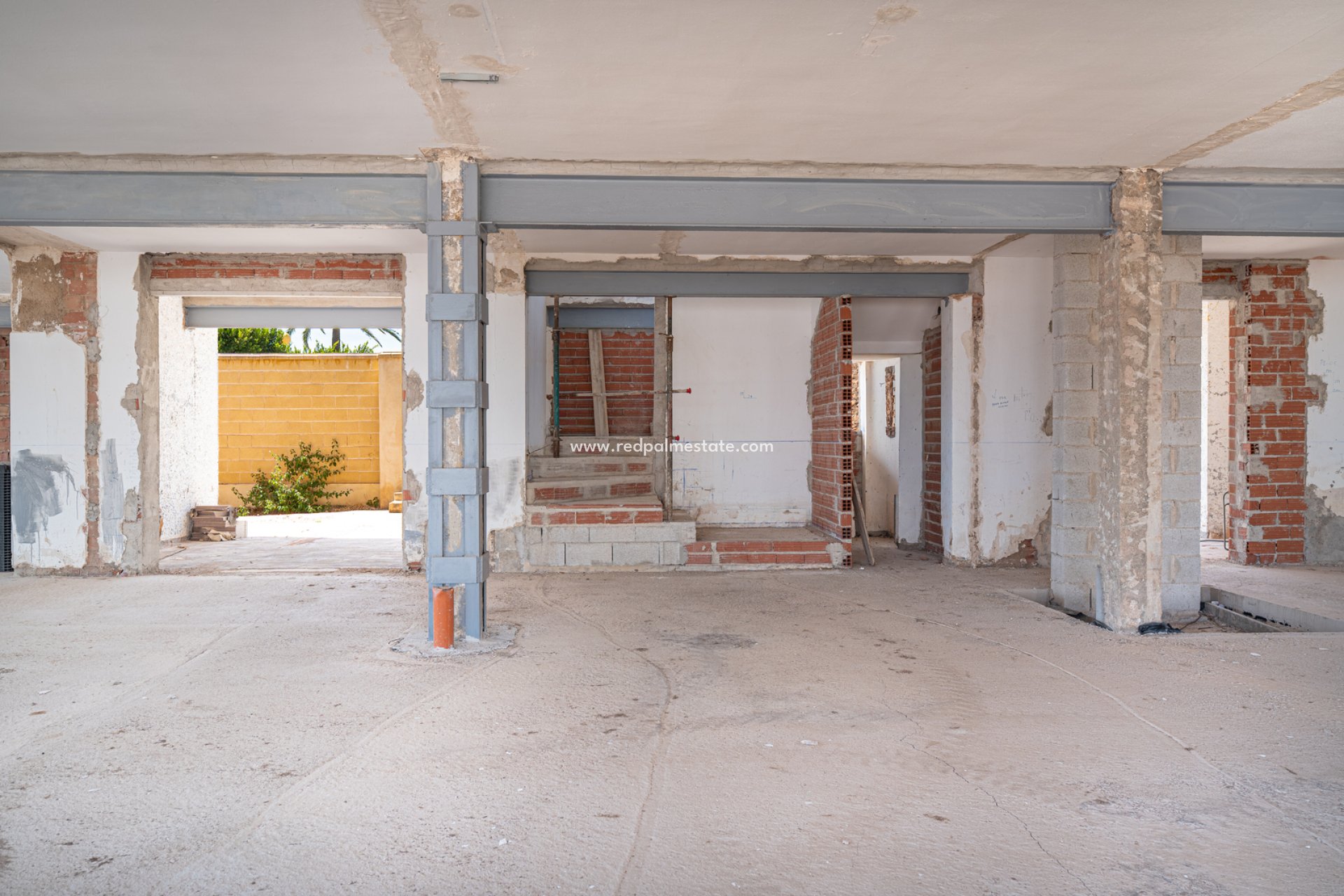 Resale - Villa -
Orihuela Costa - Cabo Roig