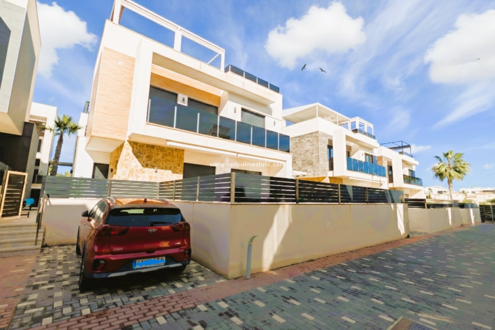 Resale - Villa -
Orihuela Costa - Cabo Roig