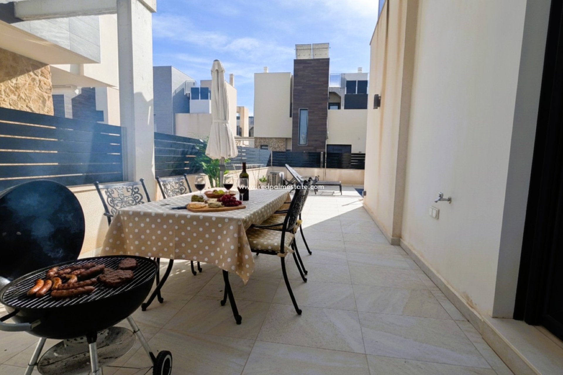 Resale - Villa -
Orihuela Costa - Cabo Roig