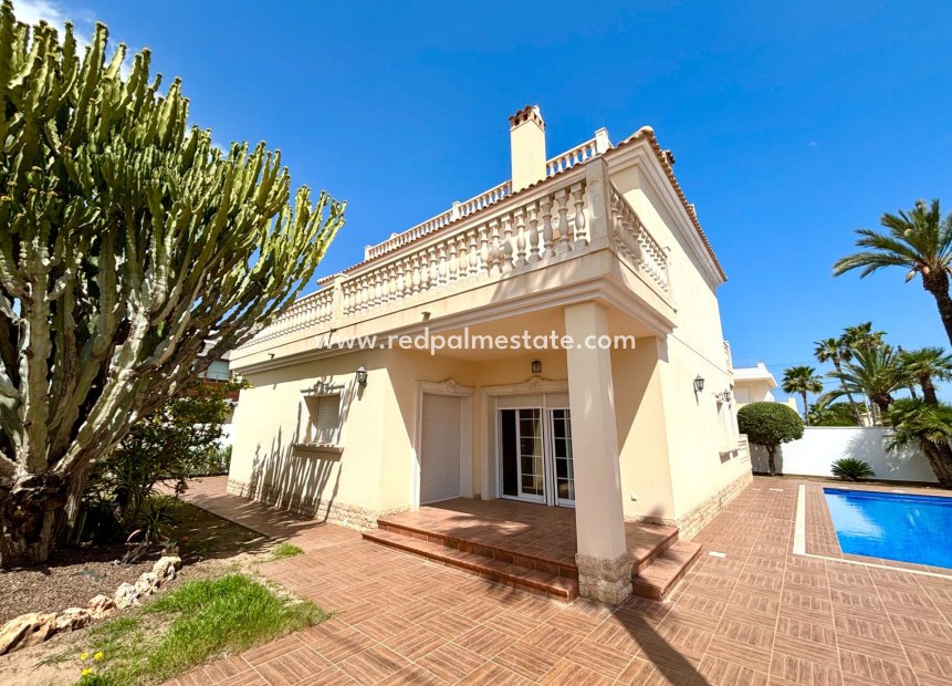 Resale - Villa -
Orihuela Costa - Cabo Roig
