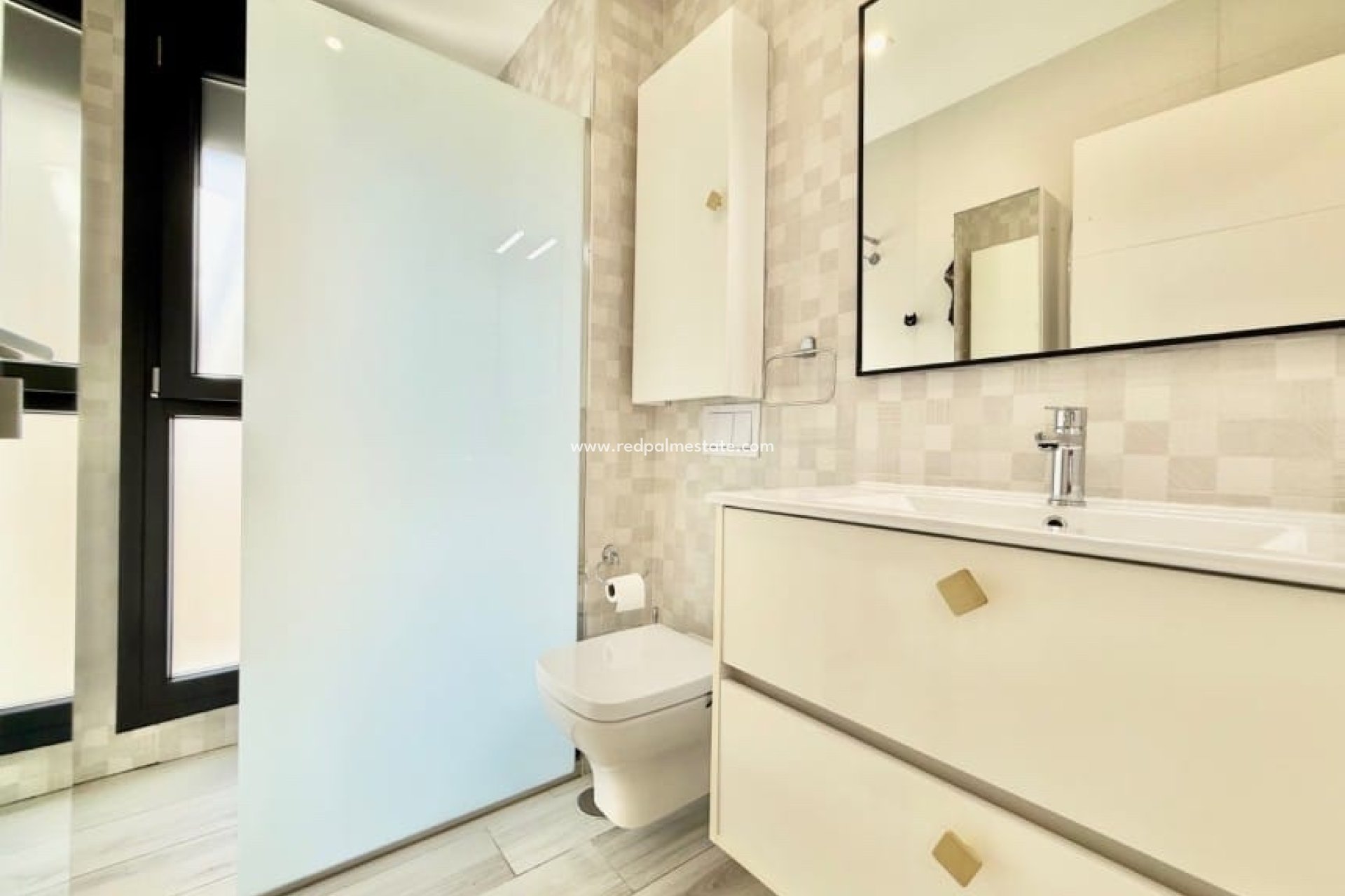 Resale - Villa -
Orihuela Costa - Cabo Roig