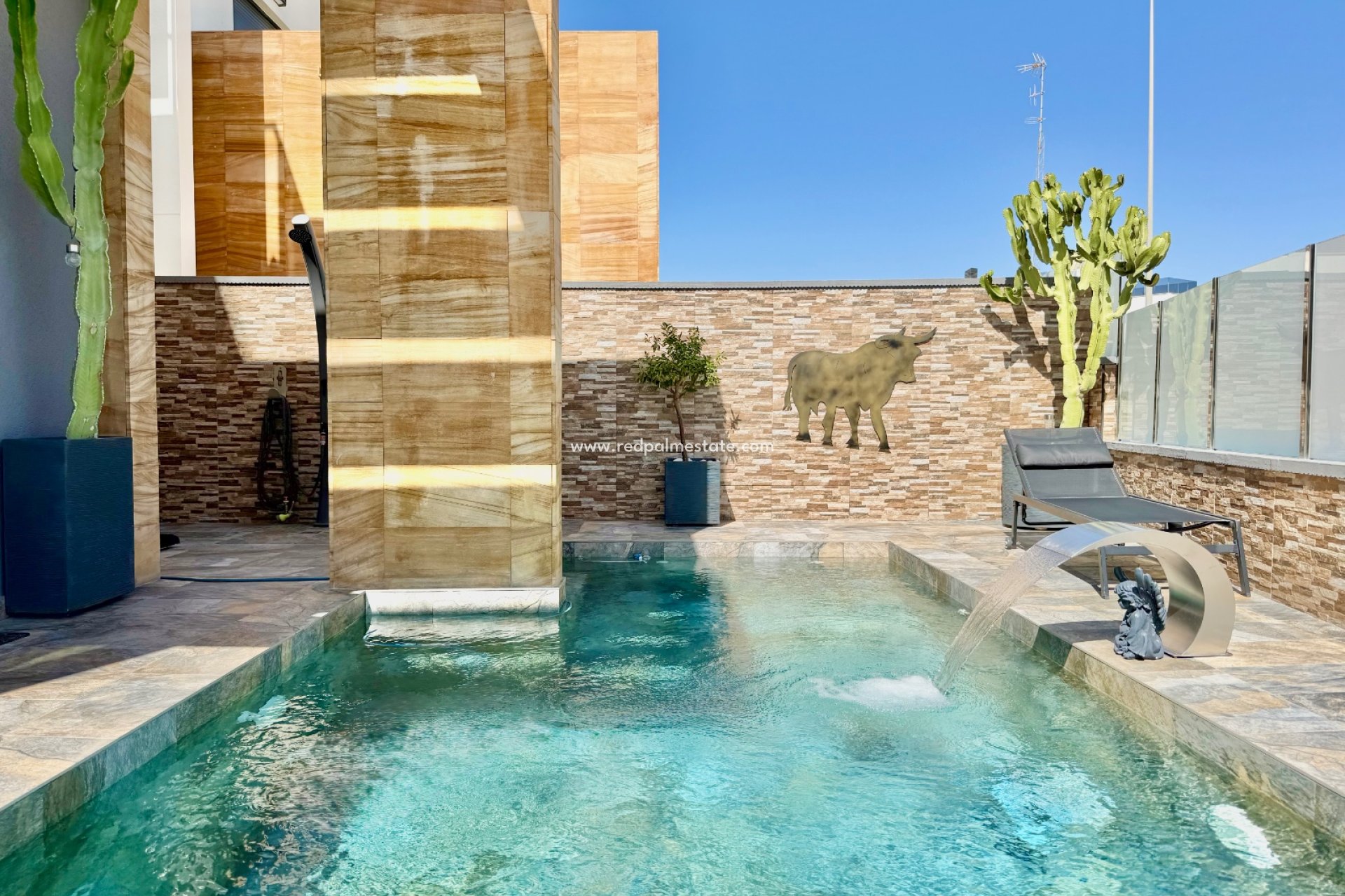 Resale - Villa -
Orihuela Costa - Cabo Roig