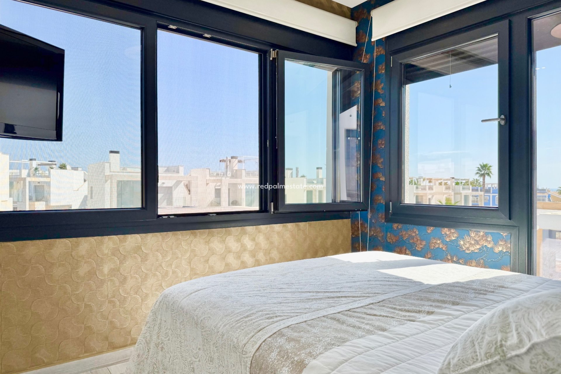 Resale - Villa -
Orihuela Costa - Cabo Roig