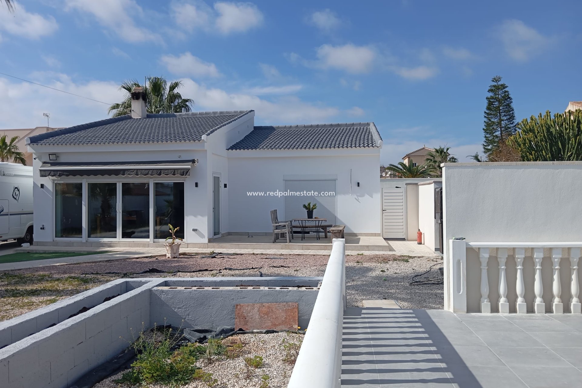 Resale - Villa -
Orihuela Costa - Cabo Roig