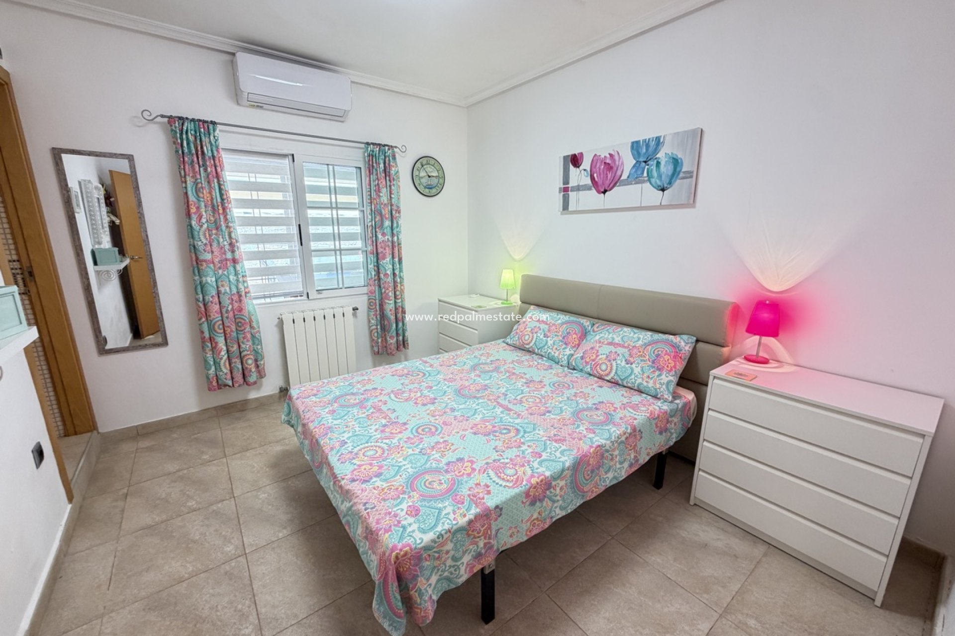 Resale - Villa -
Orihuela Costa - Cabo Roig