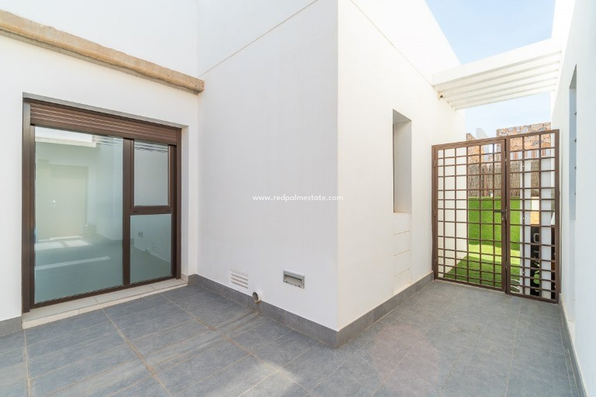 Resale - Villa -
Orihuela Costa - Cabo Roig