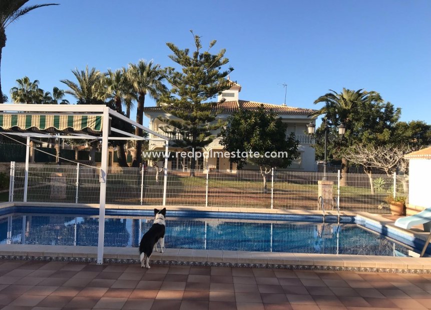 Resale - Villa -
Orihuela Costa - Cabo Roig