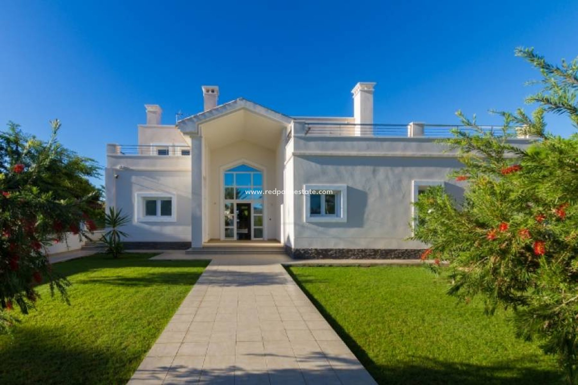 Resale - Villa -
Orihuela Costa - Cabo Roig