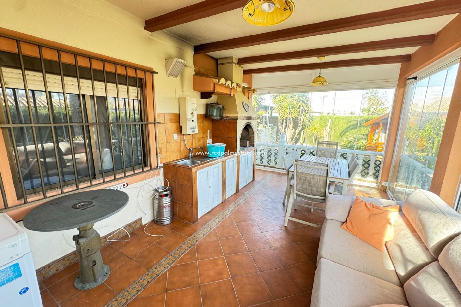 Resale - Villa -
Orihuela Costa - Cabo Roig