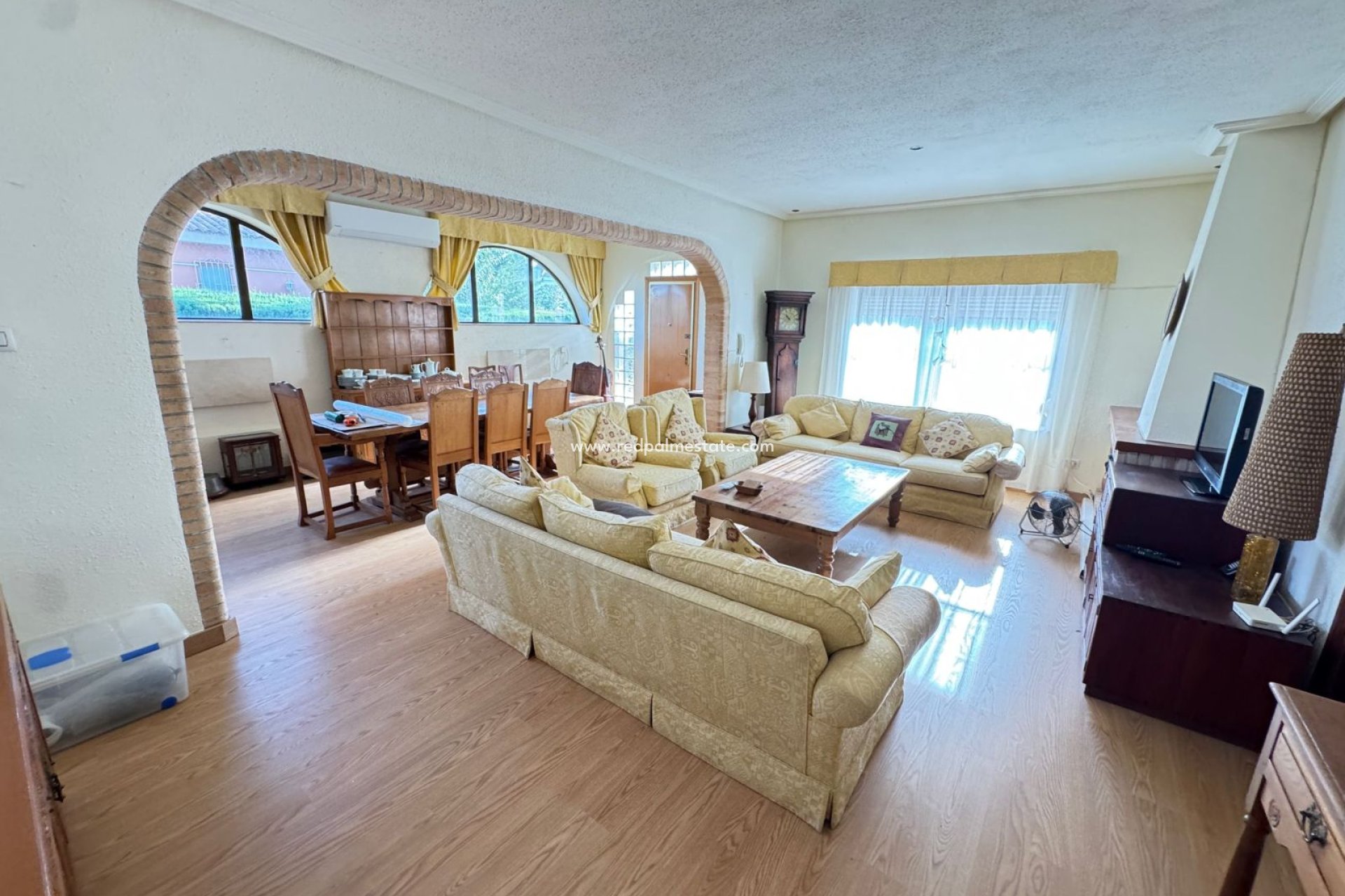 Resale - Villa -
Orihuela Costa - Cabo Roig