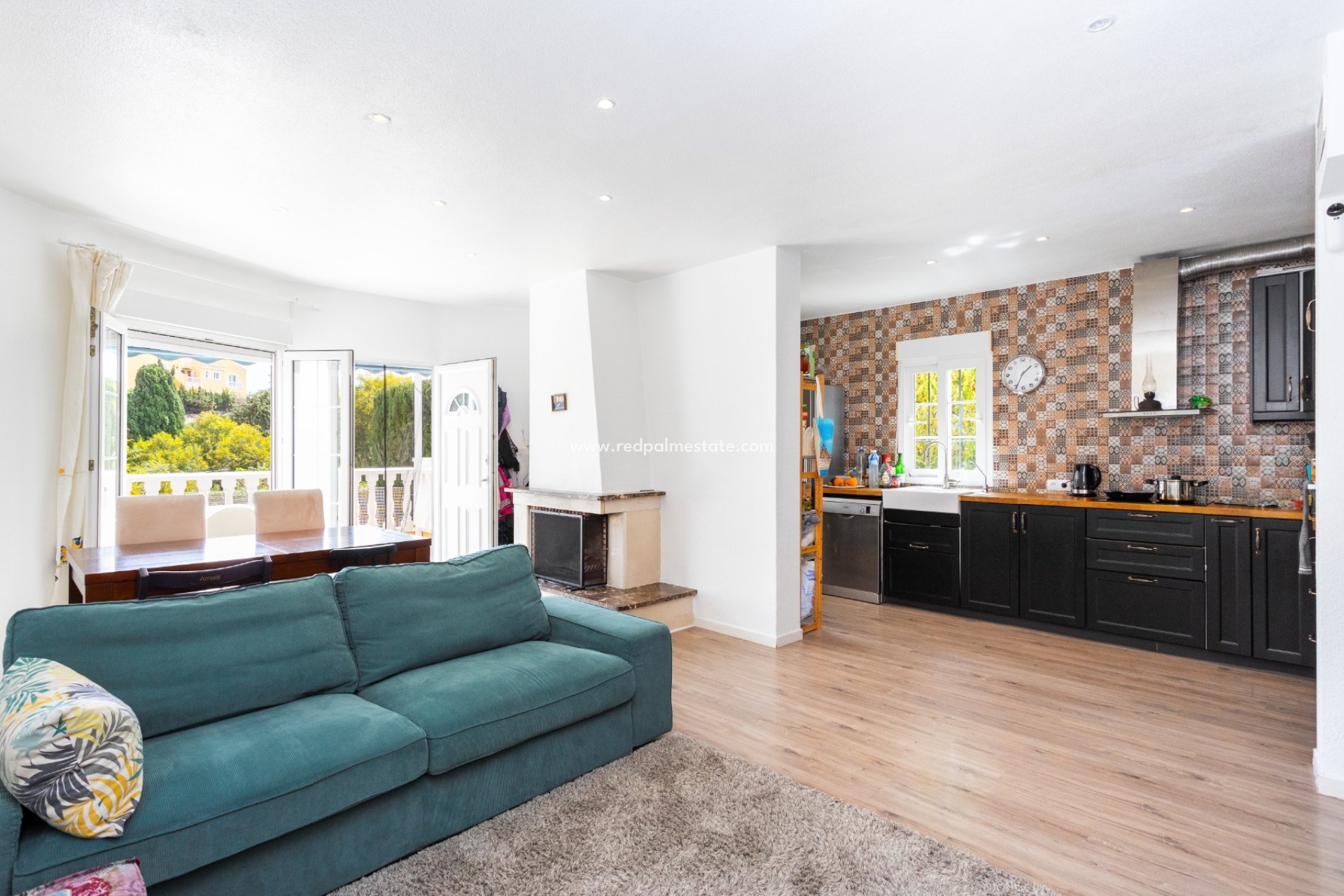 Resale - Villa -
Orihuela Costa - Cabo Roig