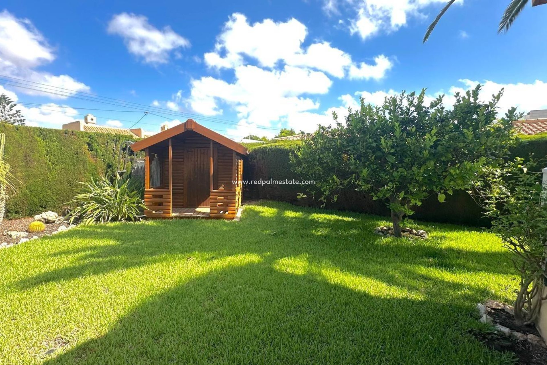 Resale - Villa -
Orihuela Costa - Cabo Roig