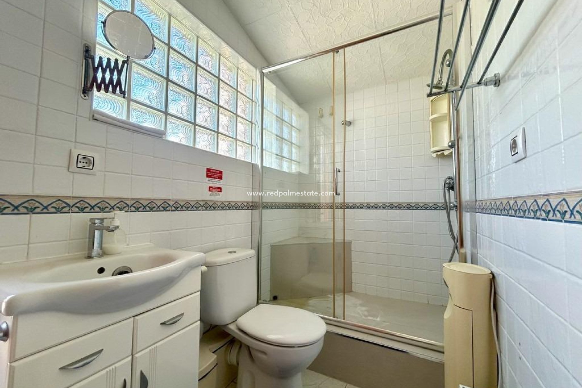 Resale - Villa -
Orihuela Costa - Cabo Roig