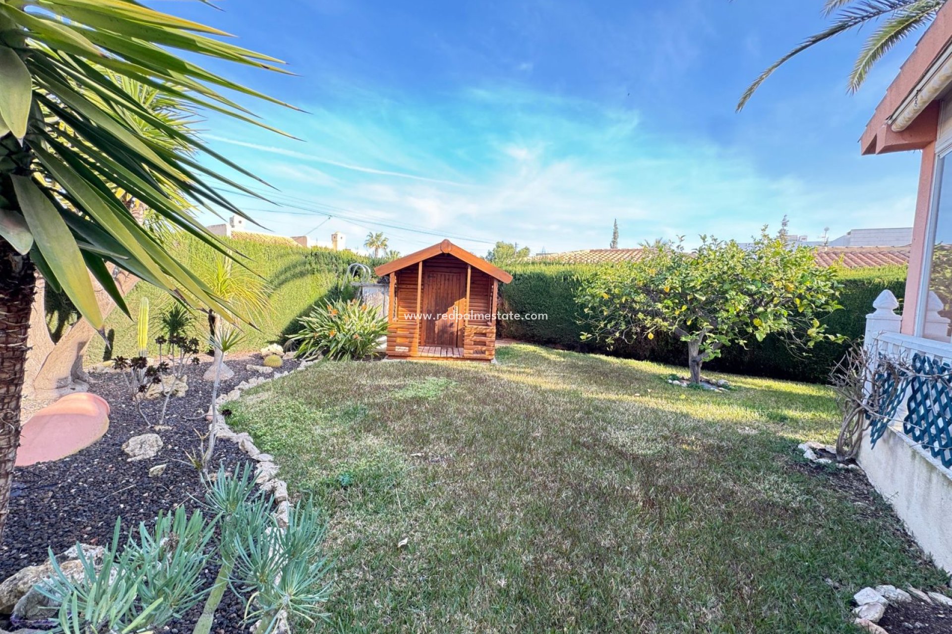 Resale - Villa -
Orihuela Costa - Cabo Roig