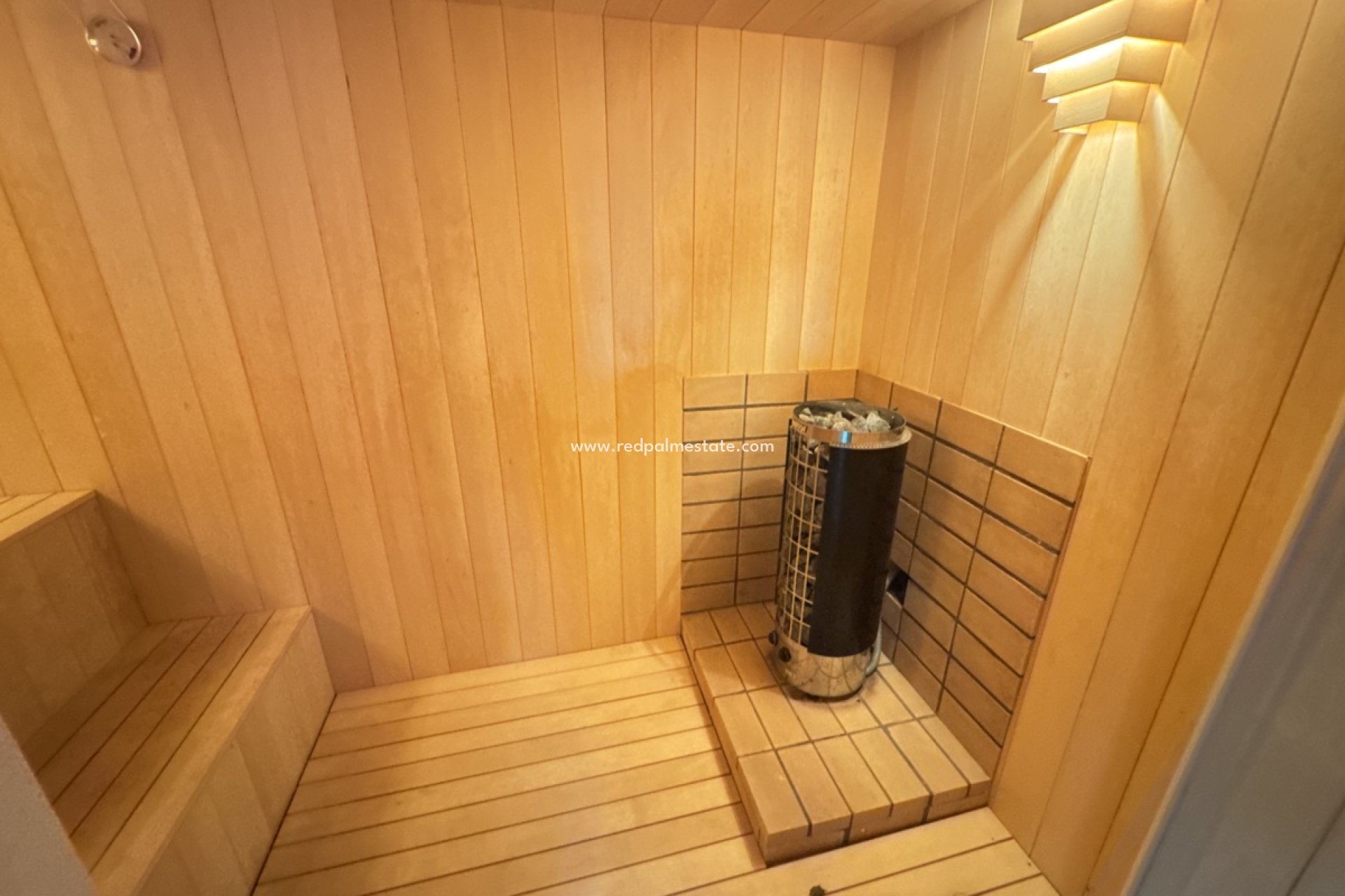 Resale - Villa -
Orihuela Costa - Cabo Roig