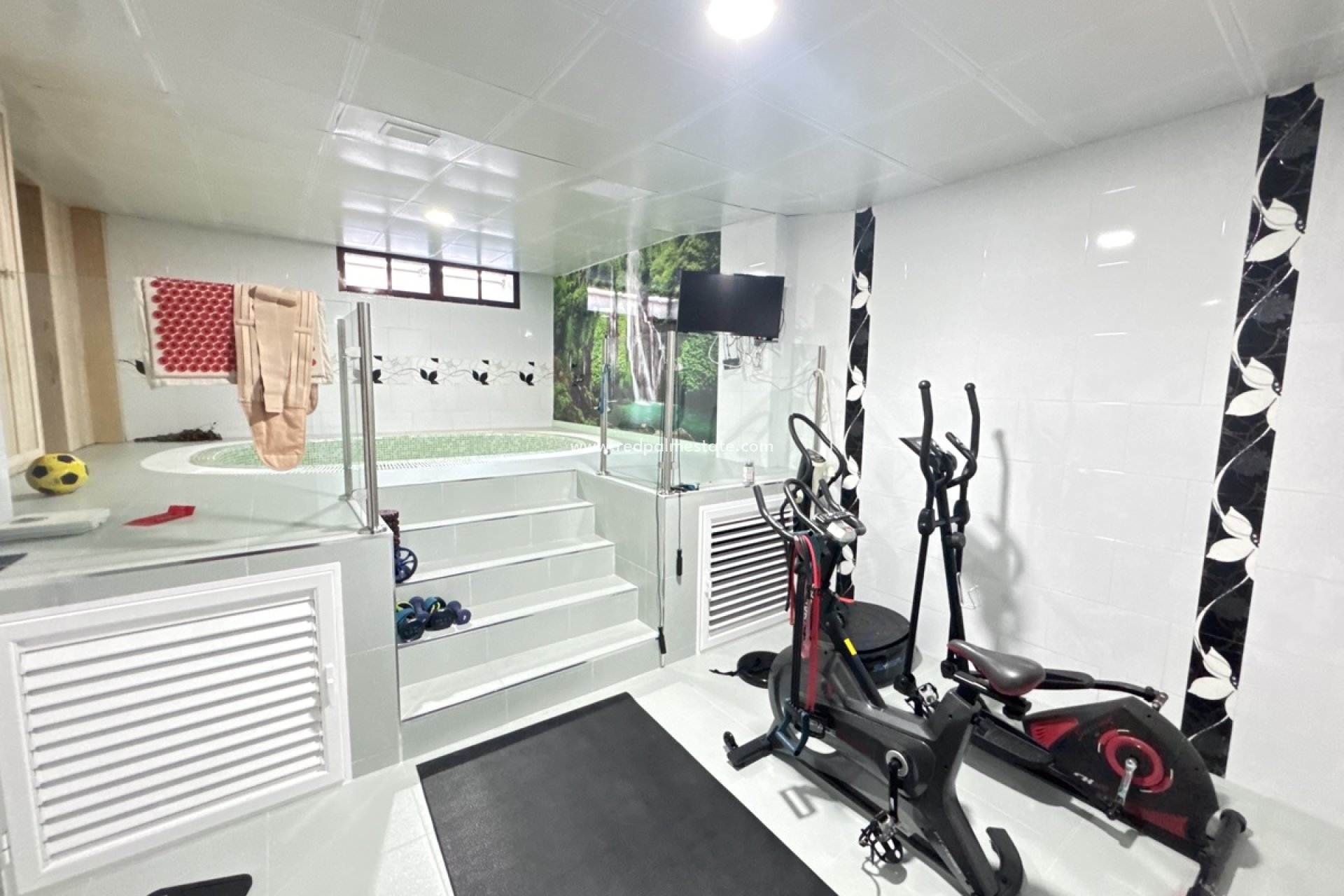 Resale - Villa -
Orihuela Costa - Cabo Roig