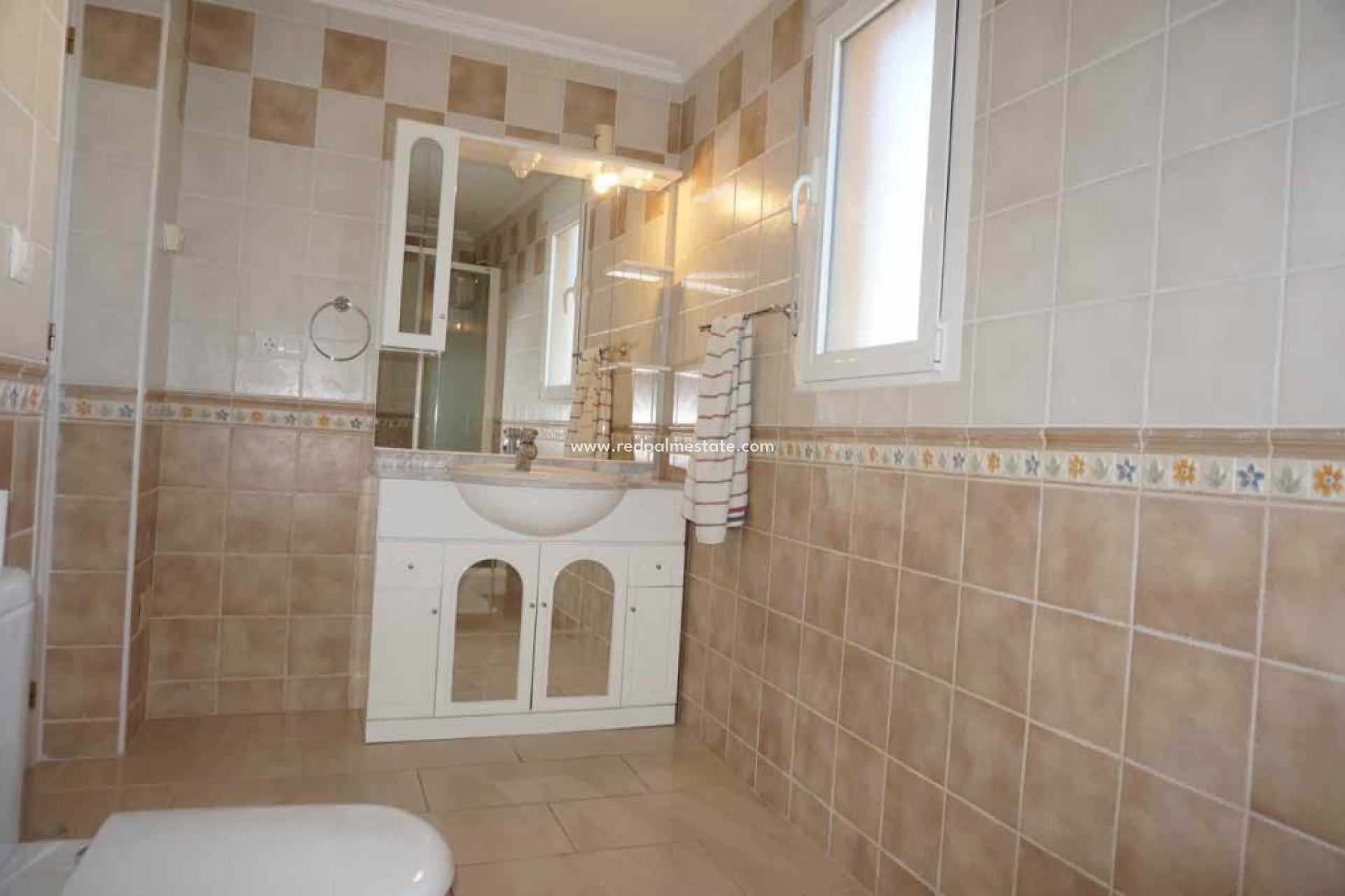 Resale - Villa -
Orihuela Costa - Cabo Roig