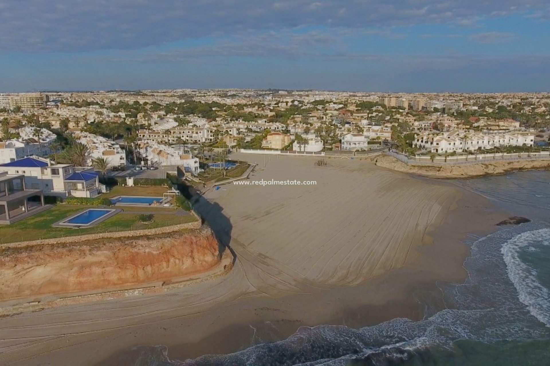 Resale - Villa -
Orihuela Costa - Cabo Roig