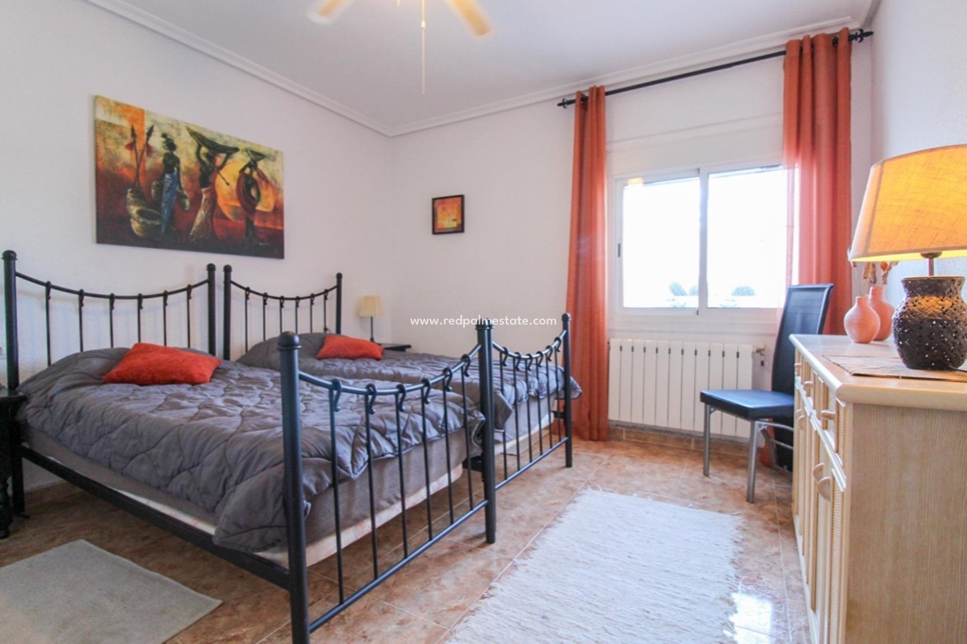 Resale - Villa -
Orihuela Costa - Cabo Roig