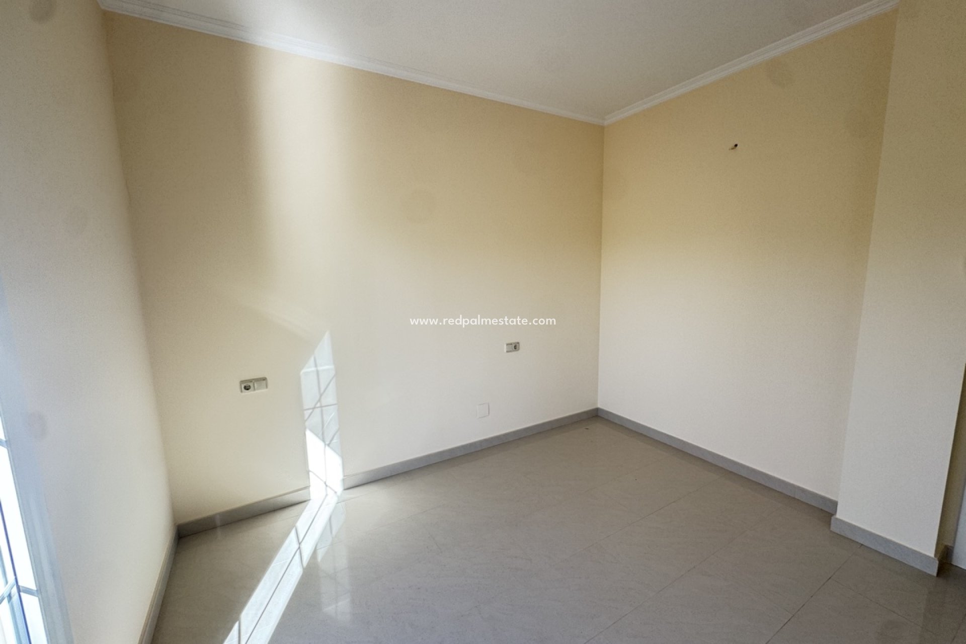 Resale - Villa -
Orihuela Costa - Cabo Roig