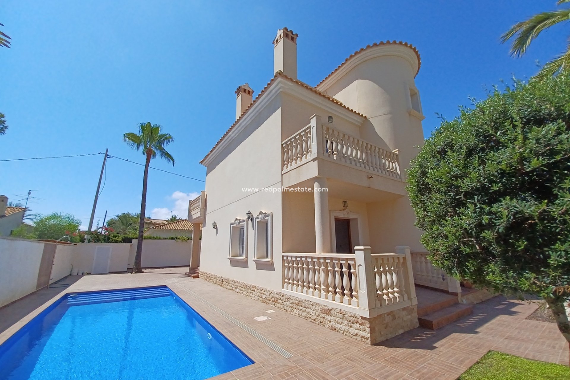 Resale - Villa -
Orihuela Costa - Cabo Roig
