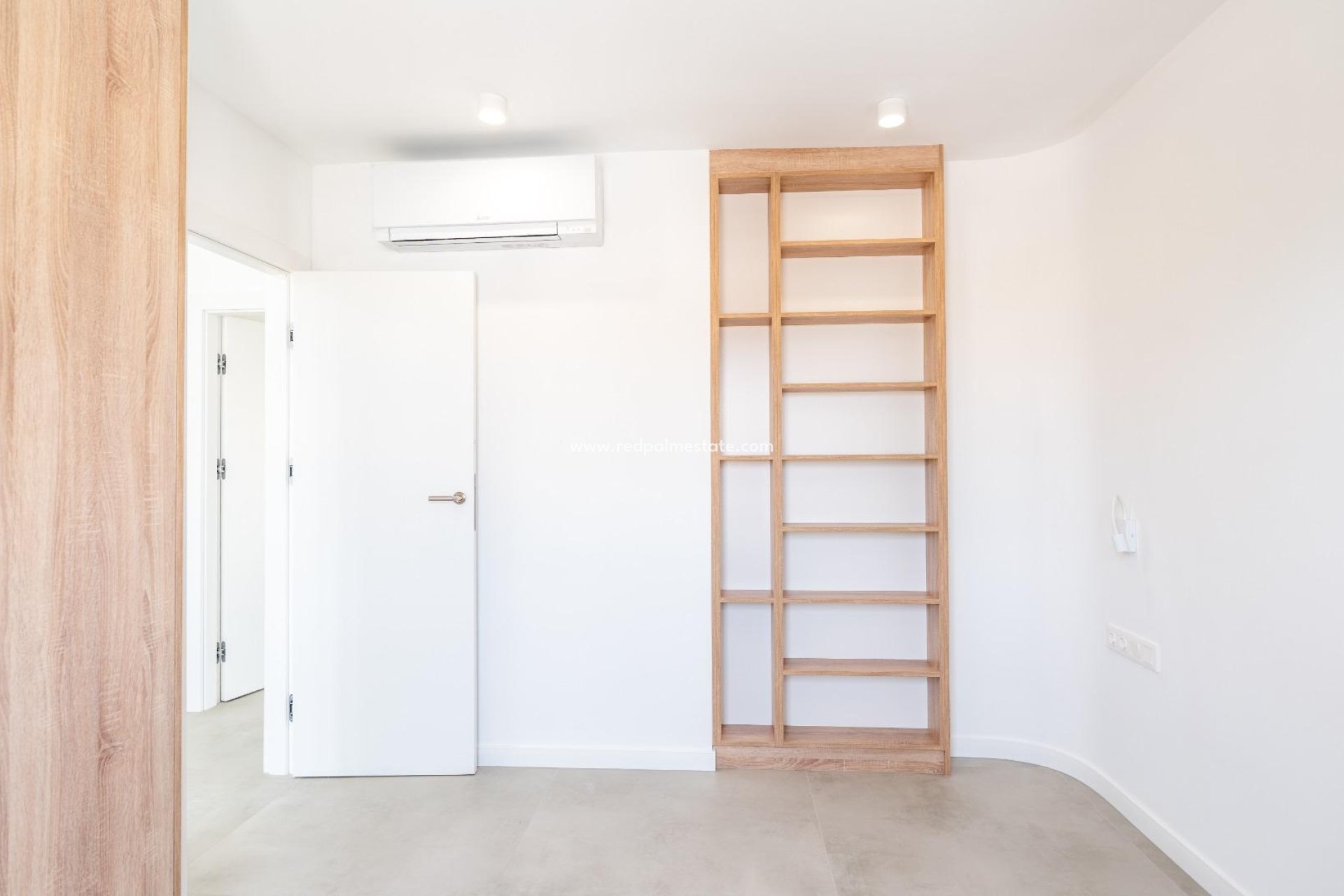 Resale - Villa -
Orihuela Costa - Cabo Roig