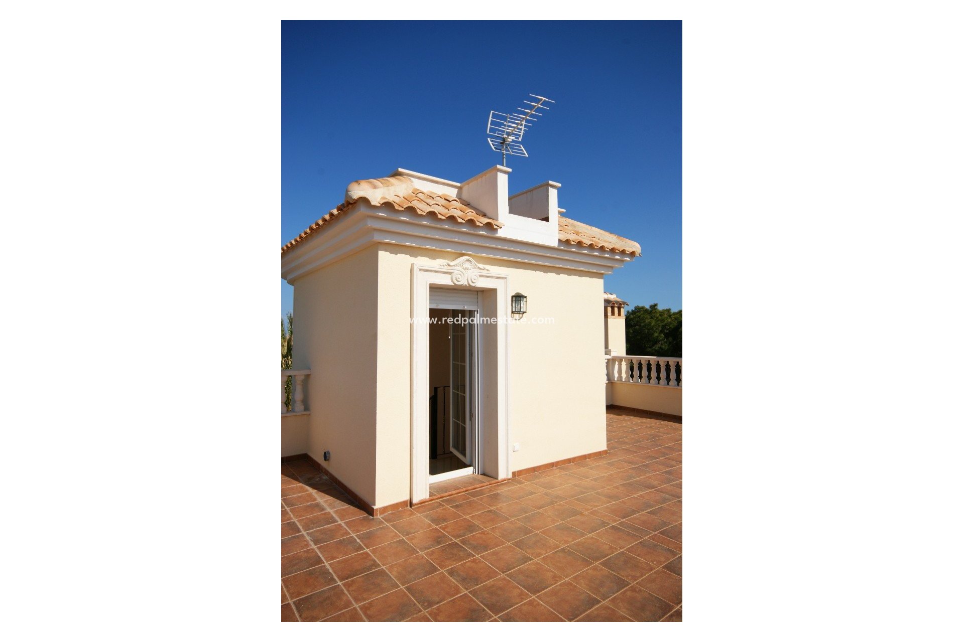Resale - Villa -
Orihuela Costa - Cabo Roig