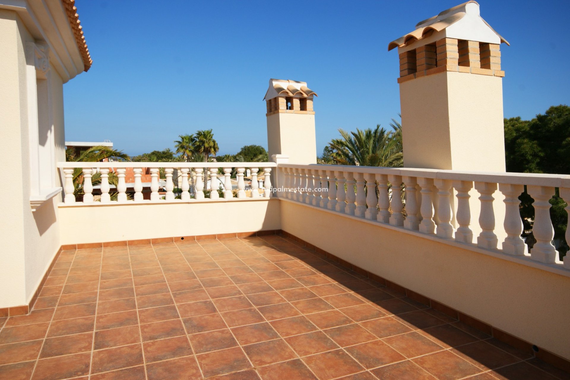 Resale - Villa -
Orihuela Costa - Cabo Roig