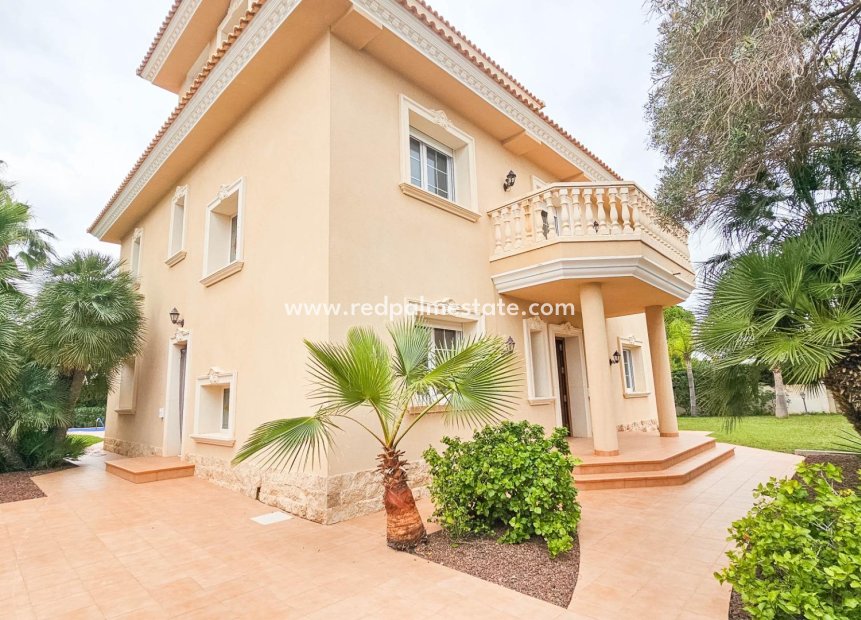Resale - Villa -
Orihuela Costa - Cabo Roig