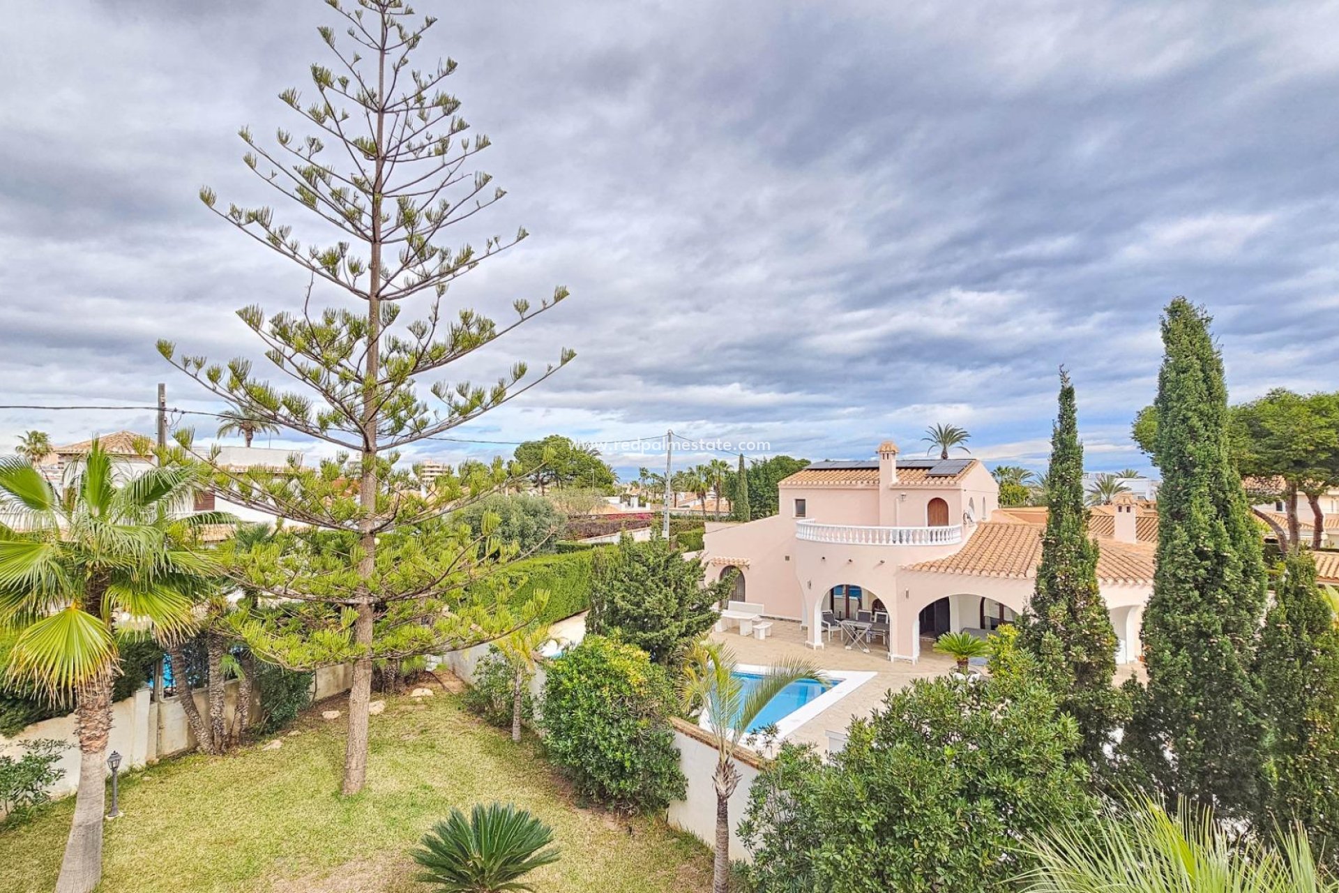 Resale - Villa -
Orihuela Costa - Cabo Roig