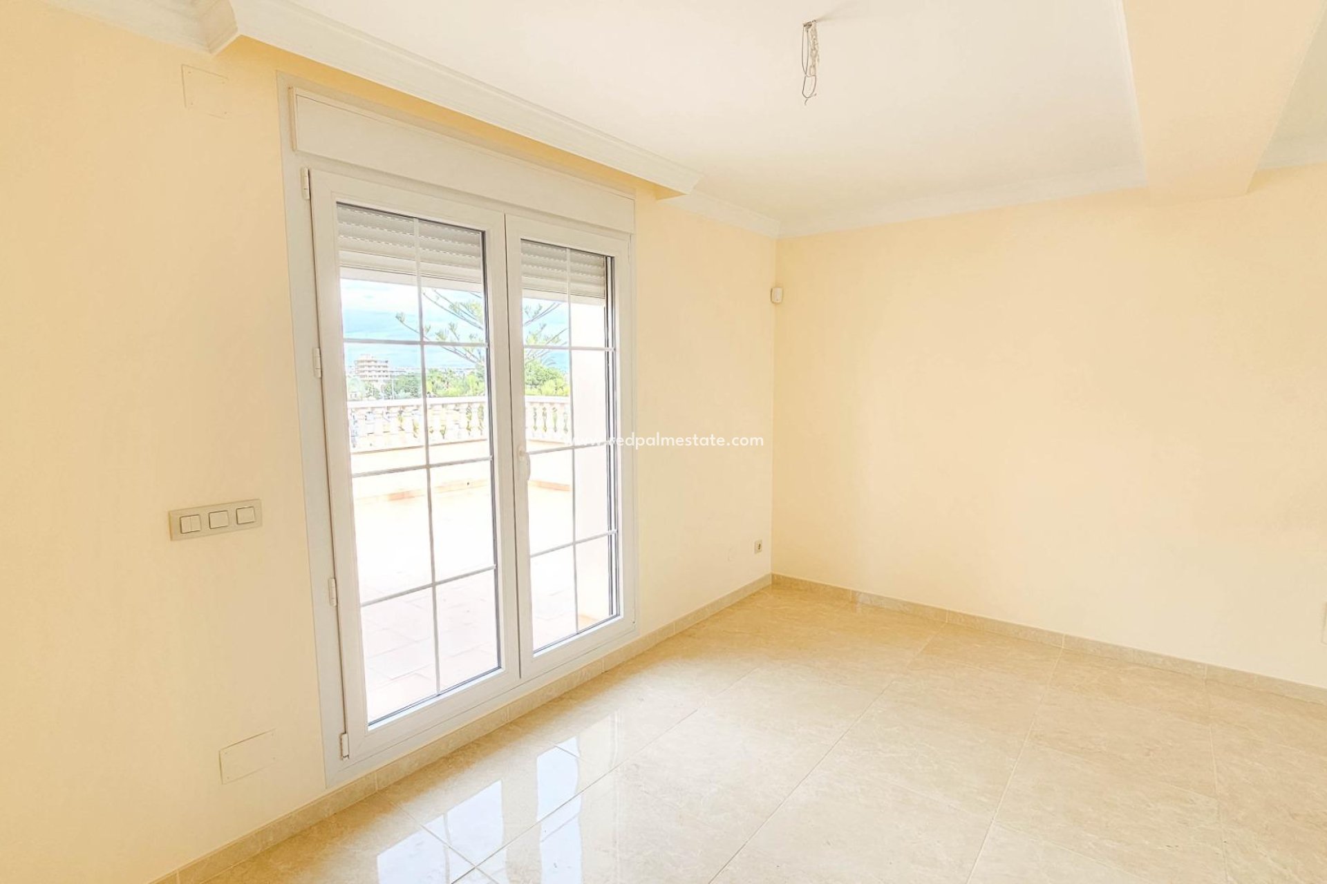 Resale - Villa -
Orihuela Costa - Cabo Roig