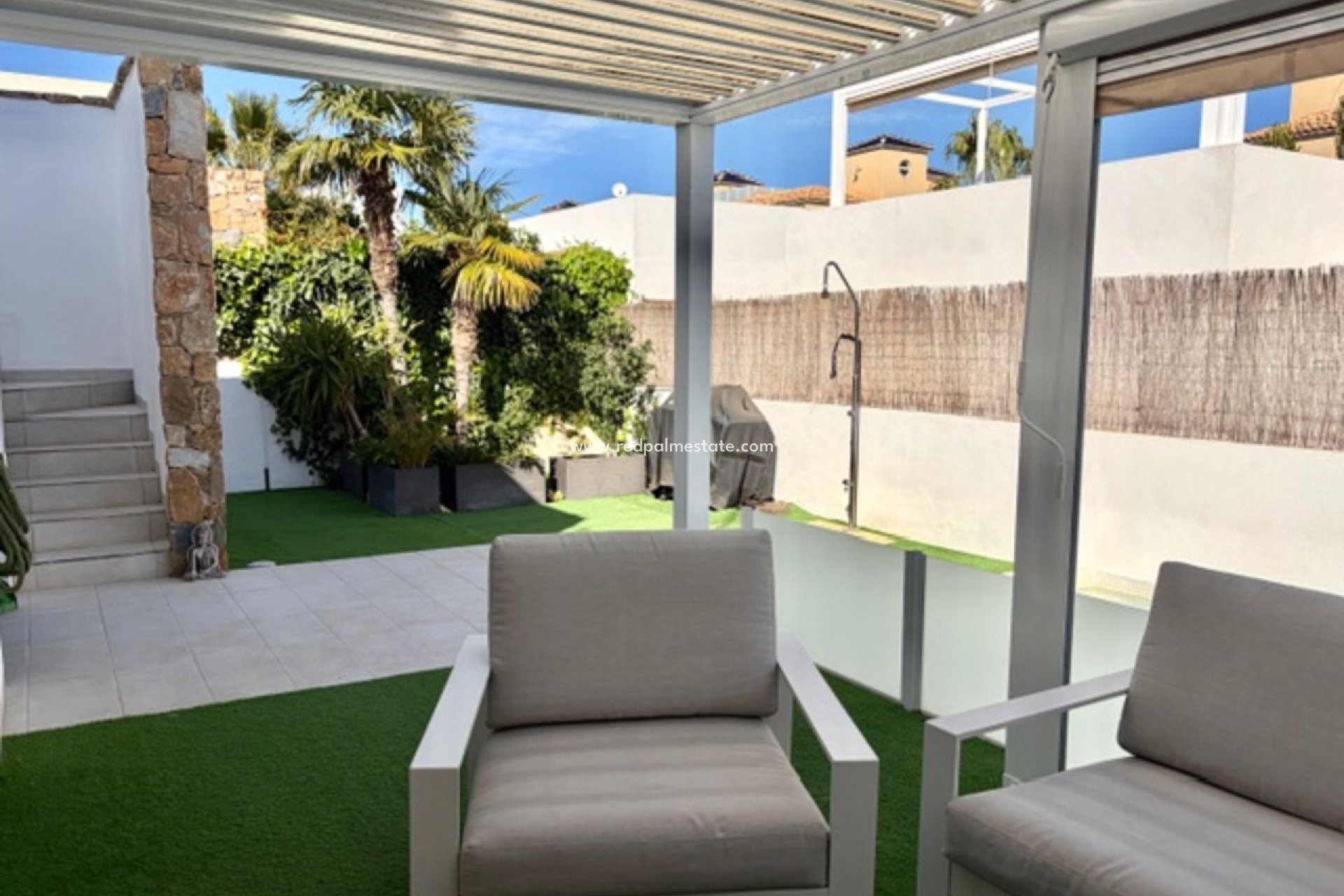 Resale - Villa -
Orihuela Costa - Cabo Roig