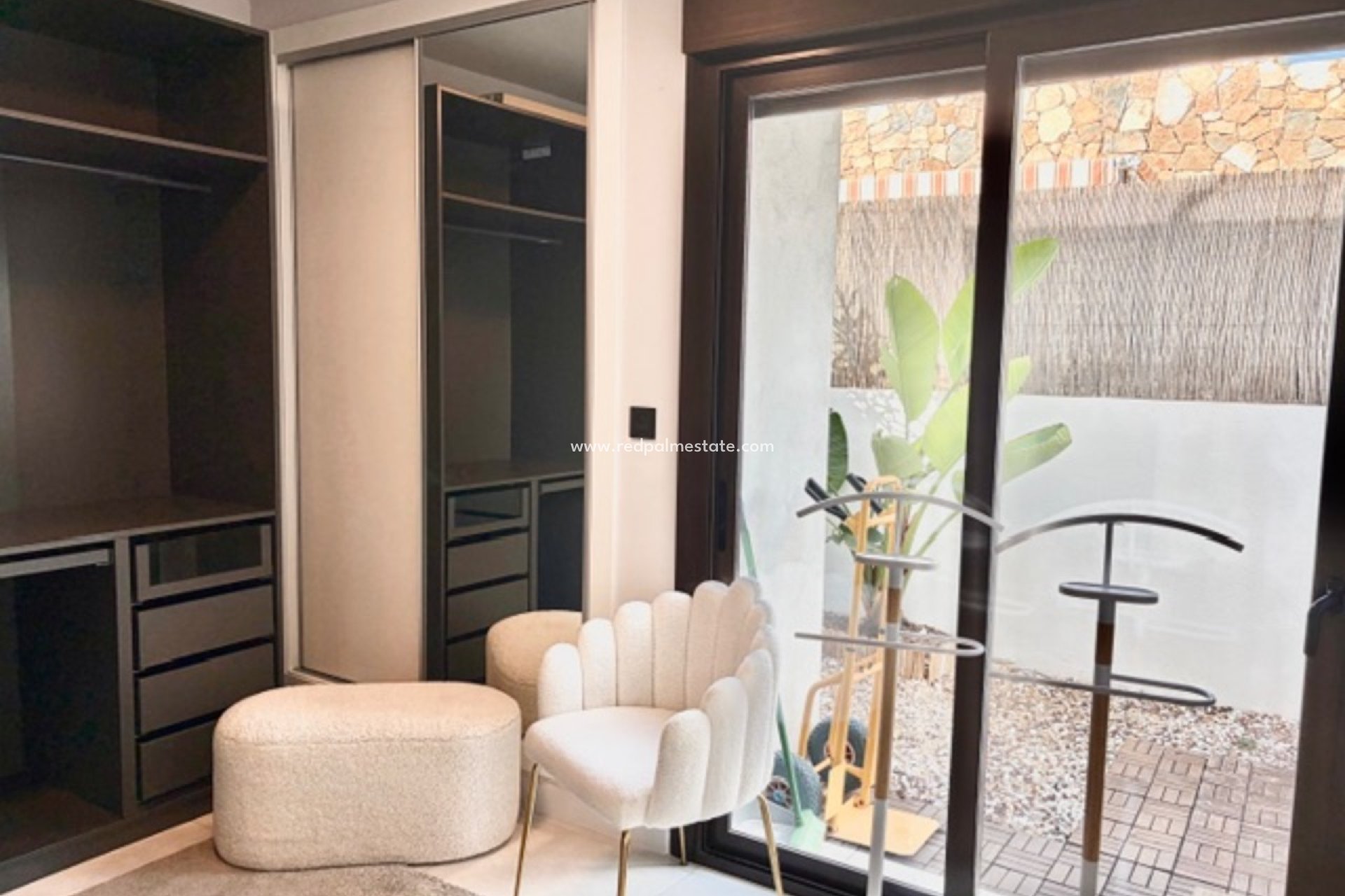 Resale - Villa -
Orihuela Costa - Cabo Roig