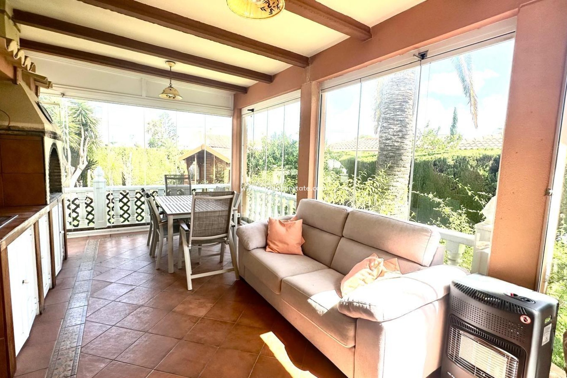 Resale - Villa -
Orihuela Costa - Cabo Roig