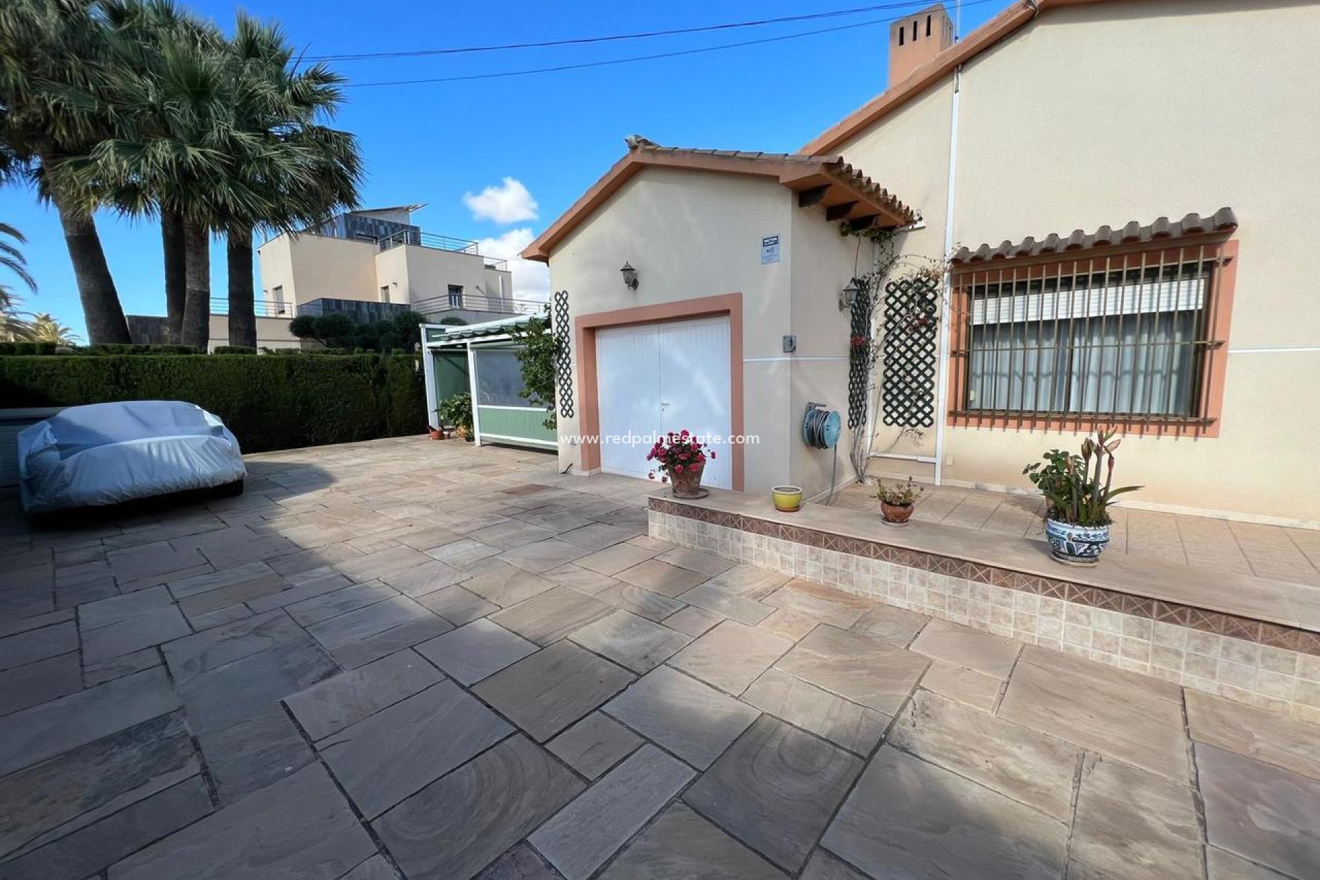 Resale - Villa -
Orihuela Costa - Cabo Roig