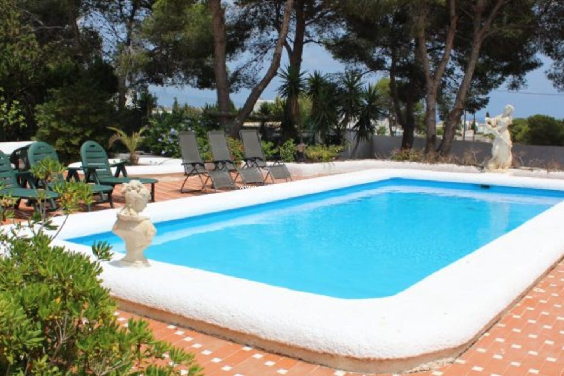Resale - Villa -
Orihuela Costa - Cabo Roig