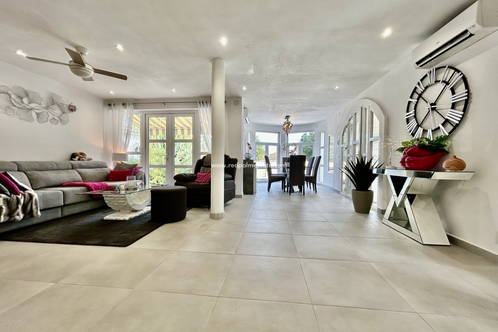 Resale - Villa -
Orihuela Costa - Cabo Roig