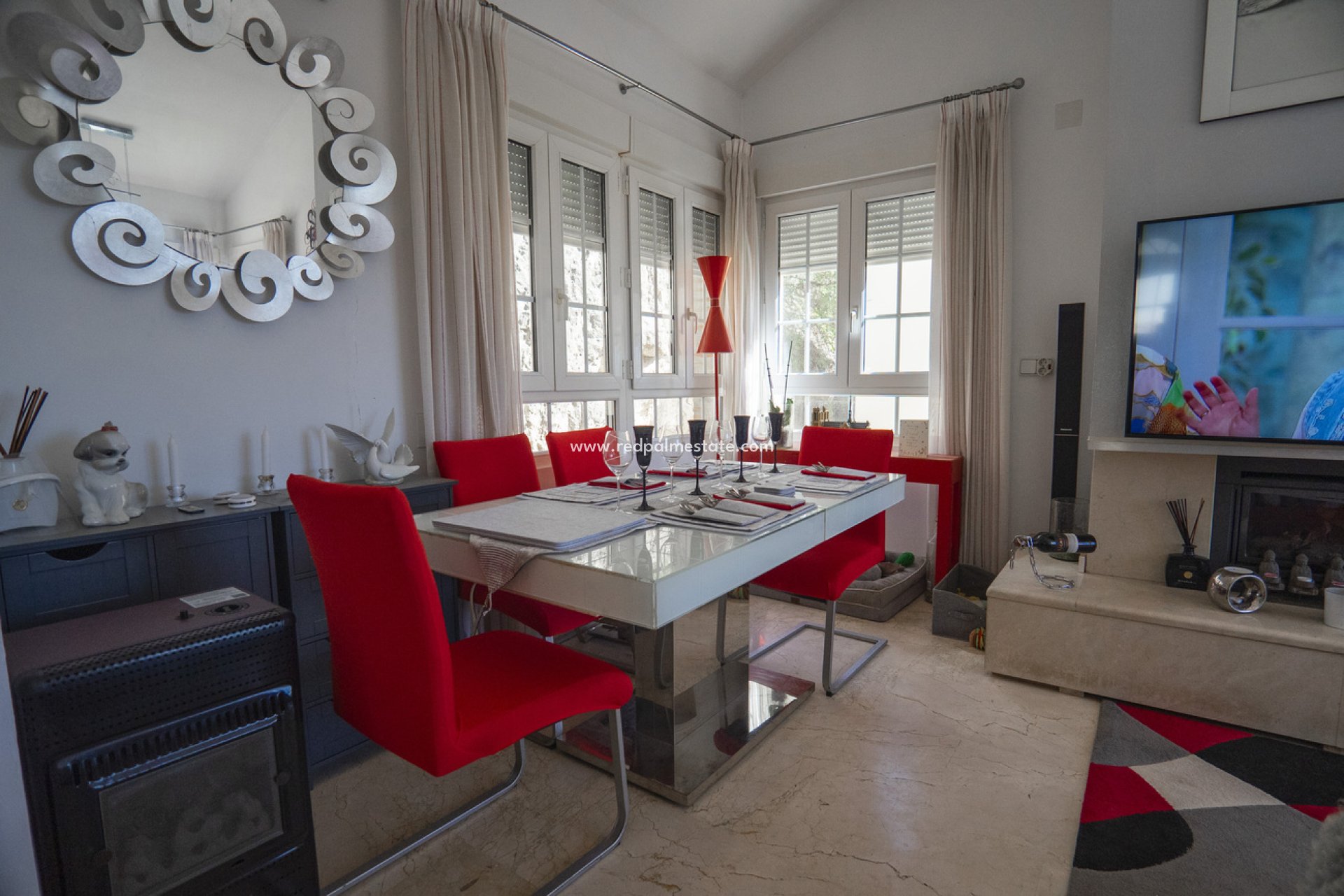 Resale - Villa -
Orihuela Costa - Calle Mayor