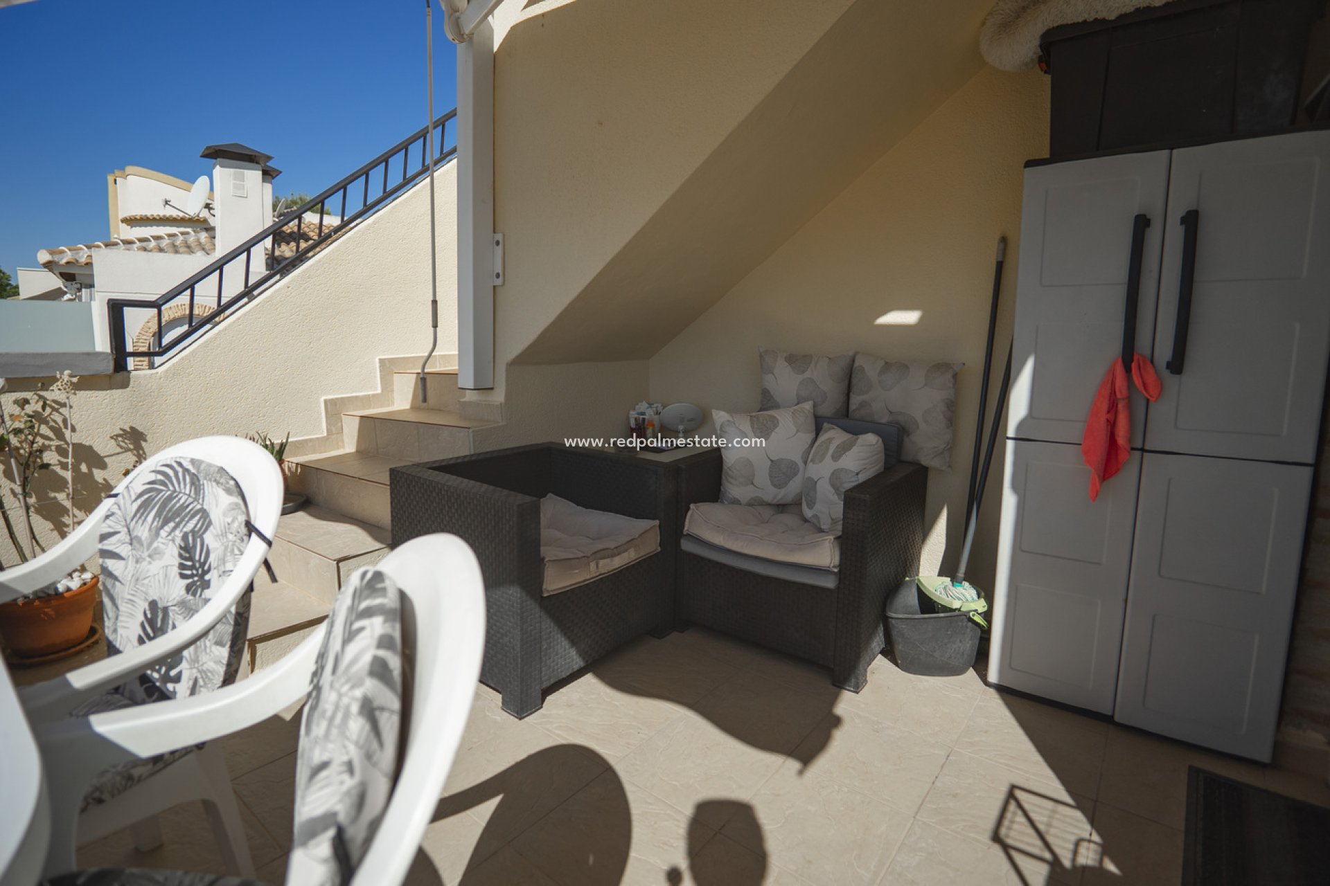 Resale - Villa -
Orihuela Costa - Calle Mayor