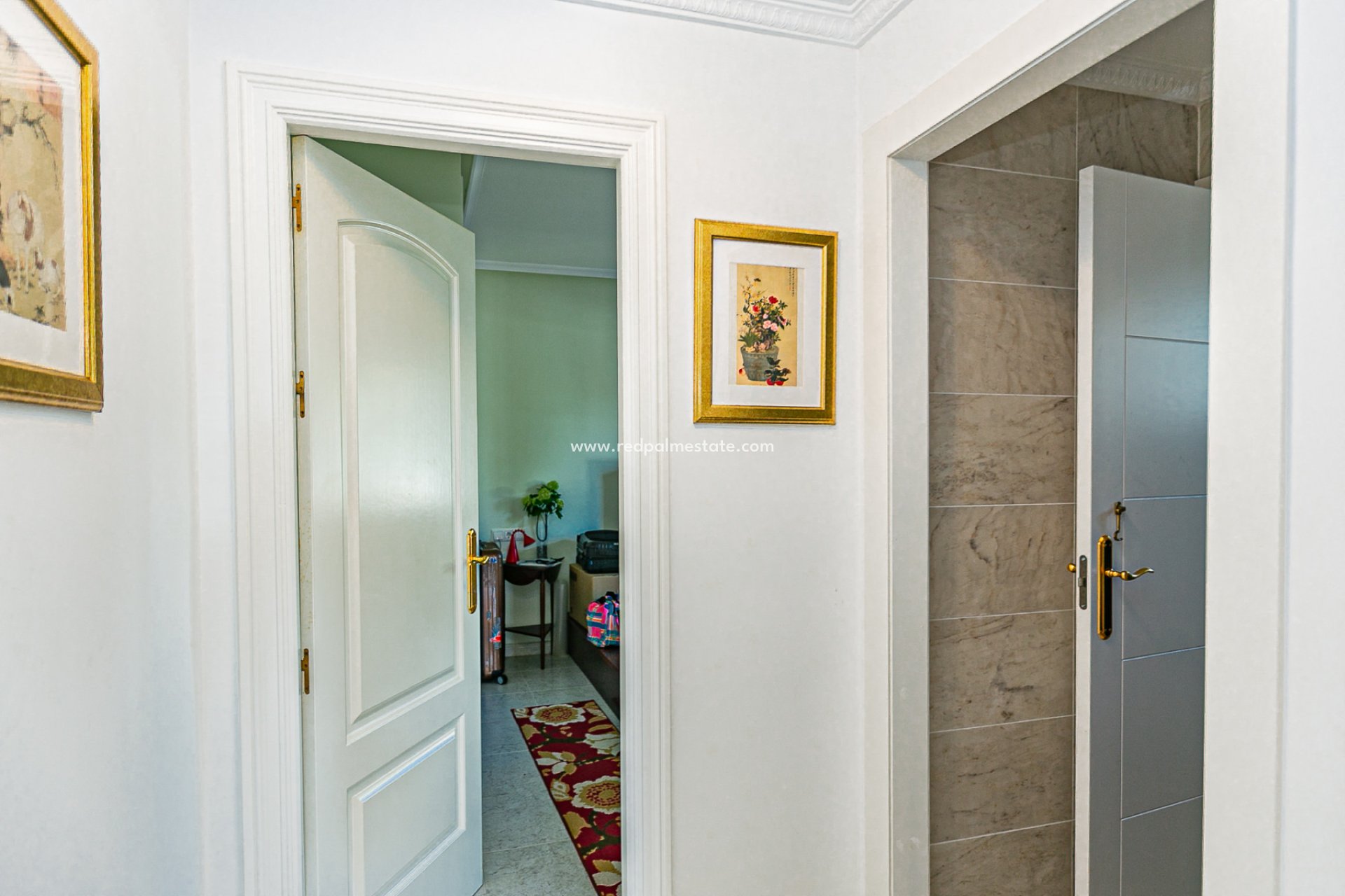 Resale - Villa -
Orihuela Costa - Campoamor Golf