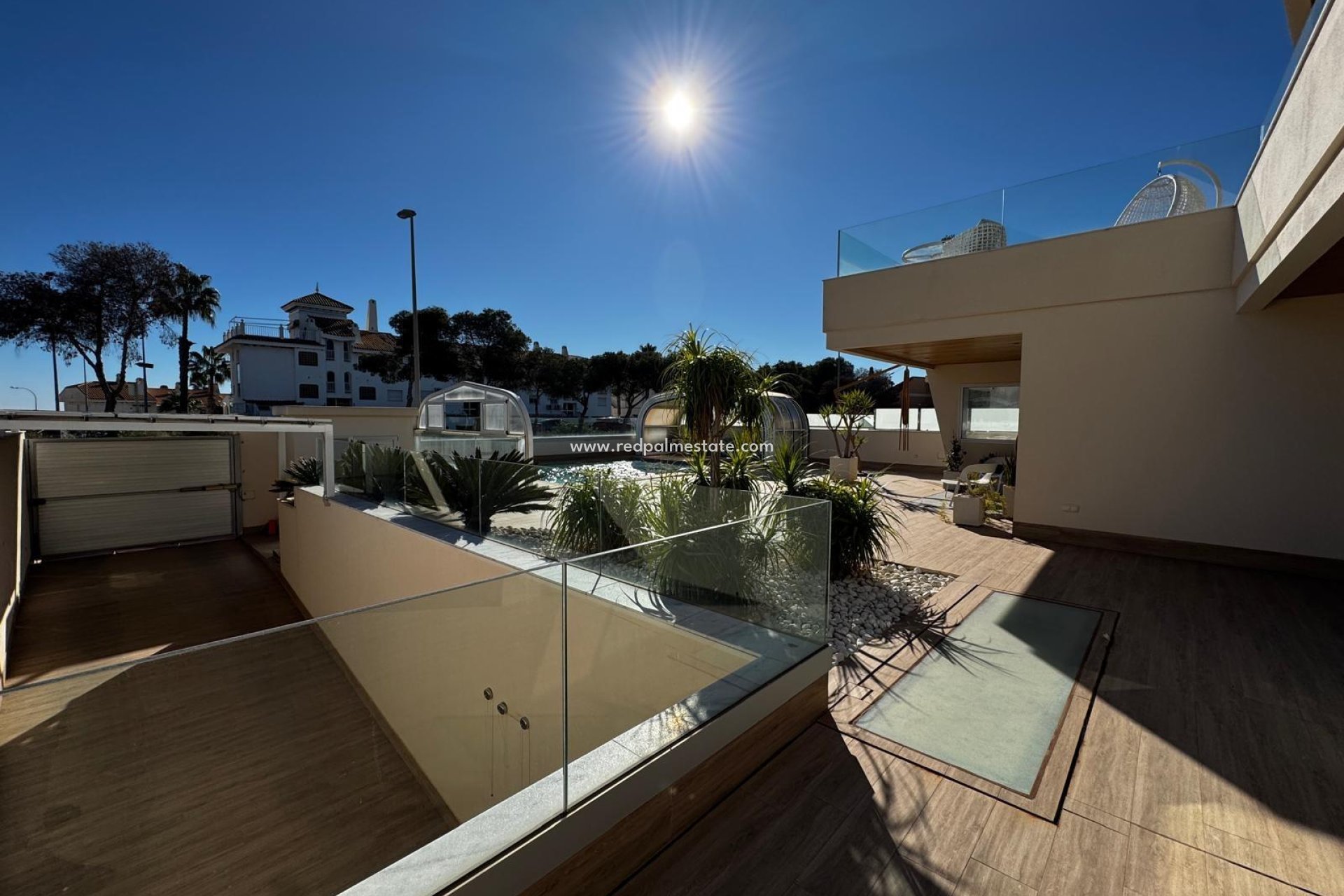 Resale - Villa -
Orihuela Costa - Campoamor
