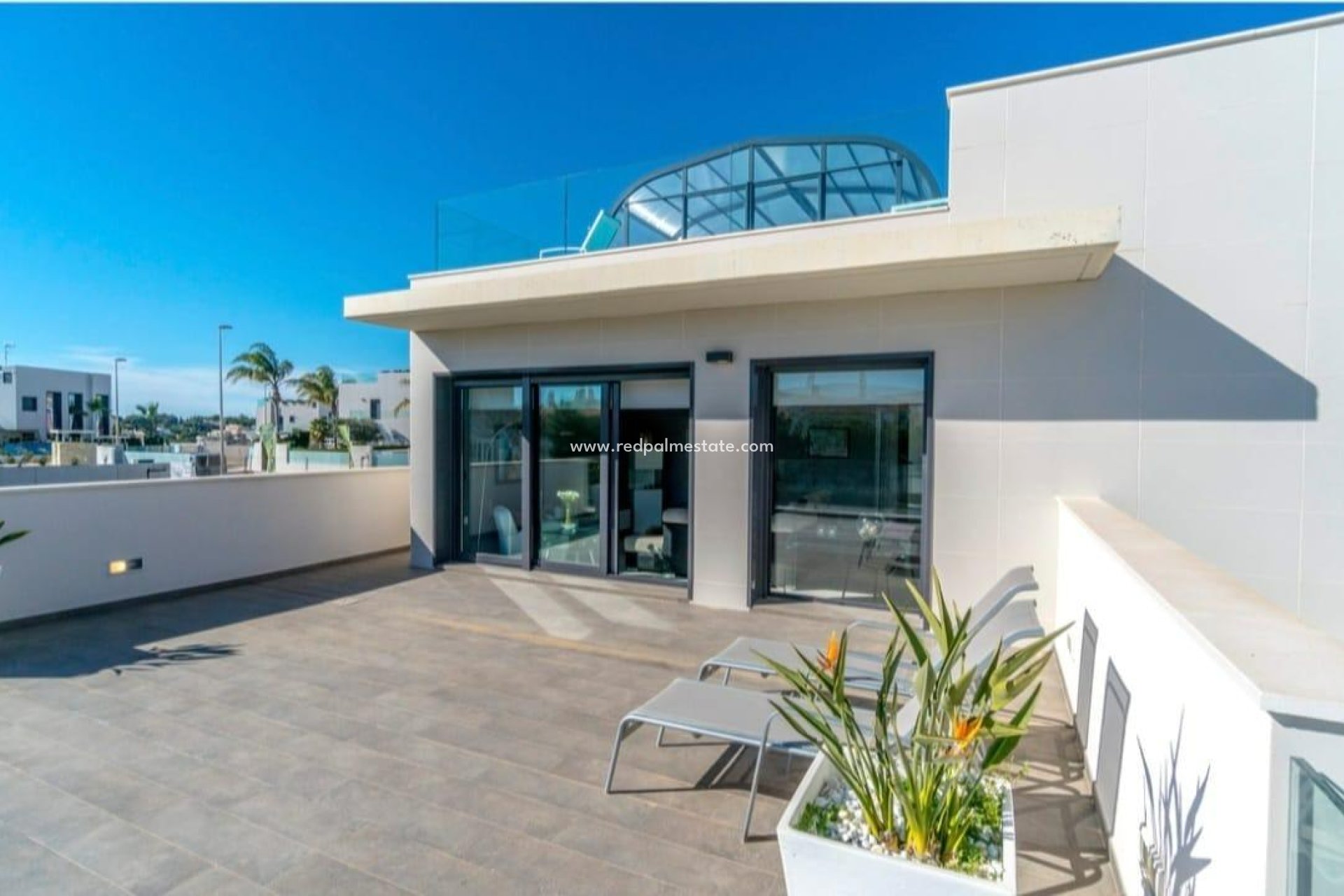 Resale - Villa -
Orihuela Costa - Campoamor