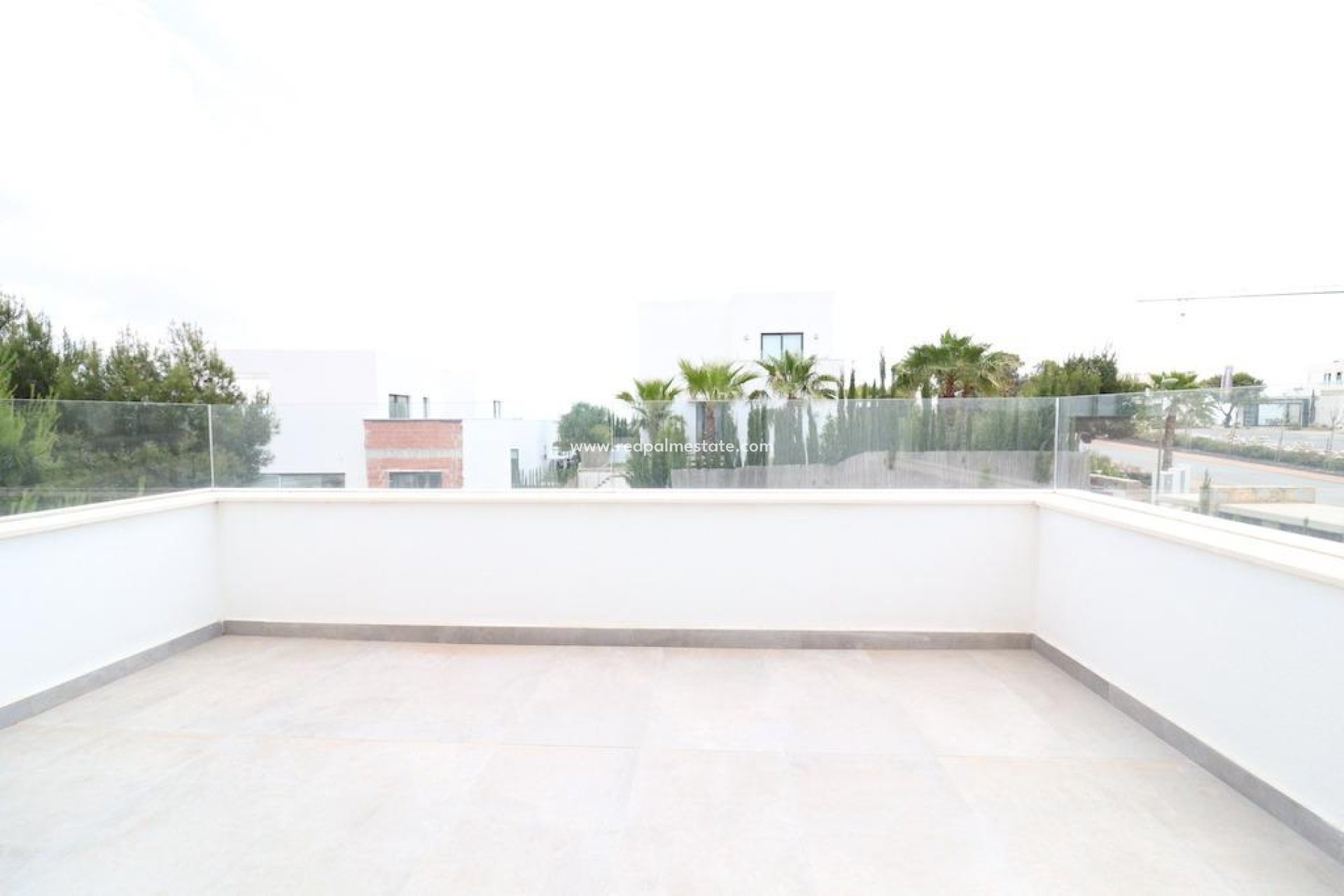 Resale - Villa -
Orihuela Costa - Campoamor