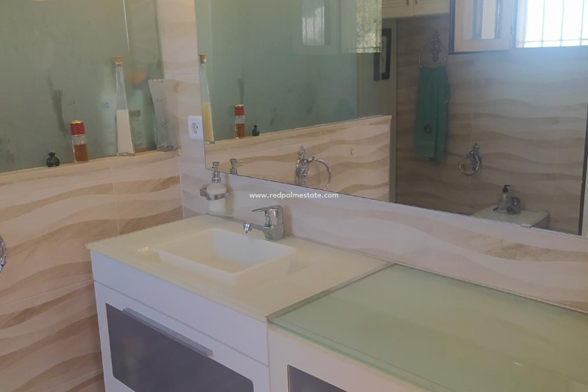 Resale - Villa -
Orihuela Costa - Campoamor