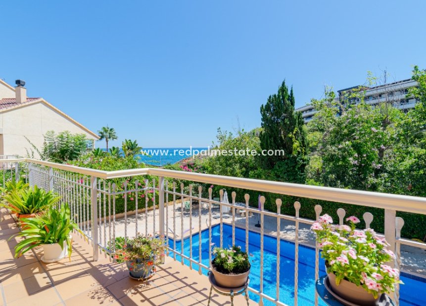 Resale - Villa -
Orihuela Costa - Campoamor