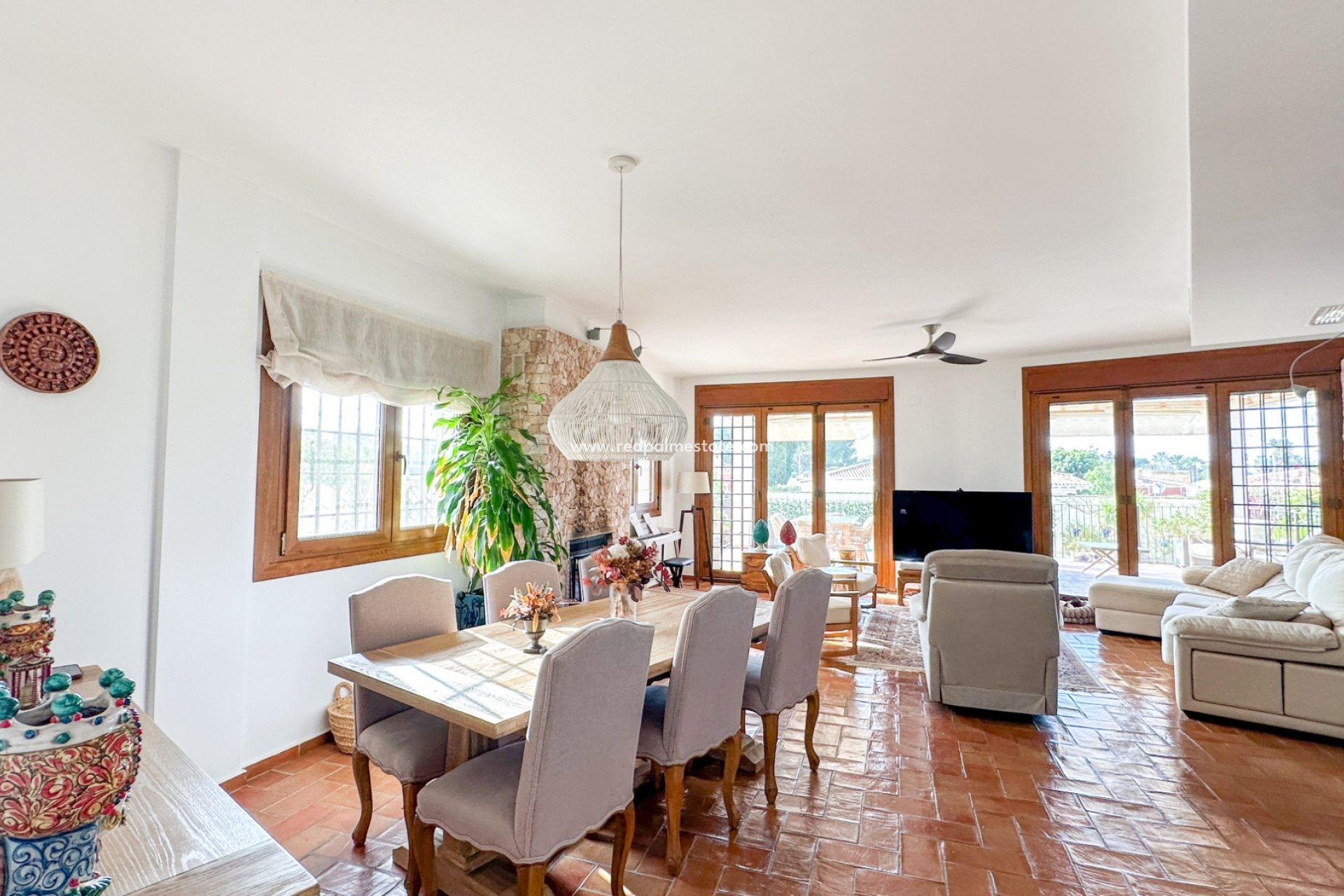 Resale - Villa -
Orihuela Costa - Campoamor