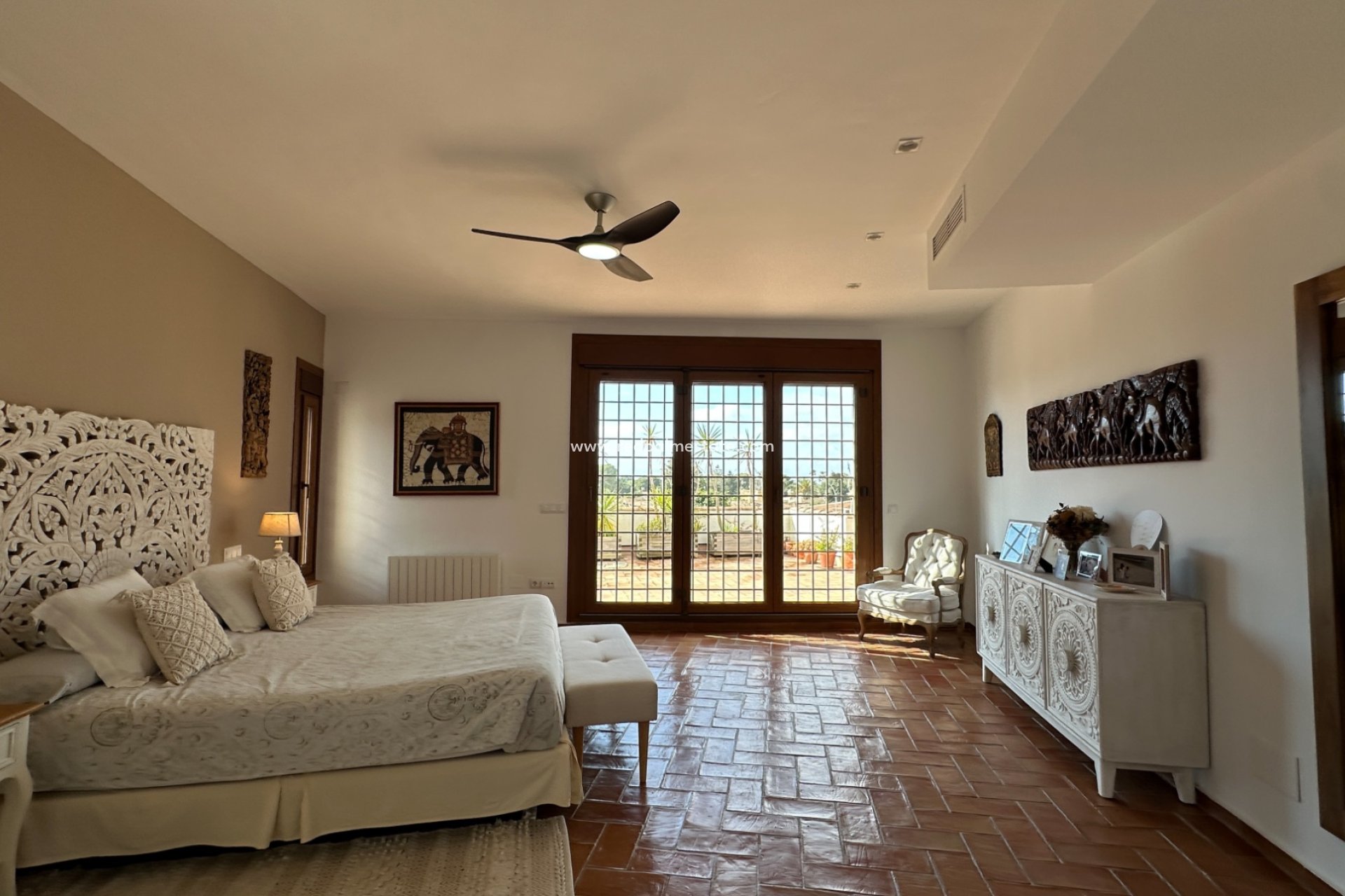 Resale - Villa -
Orihuela Costa - Campoamor