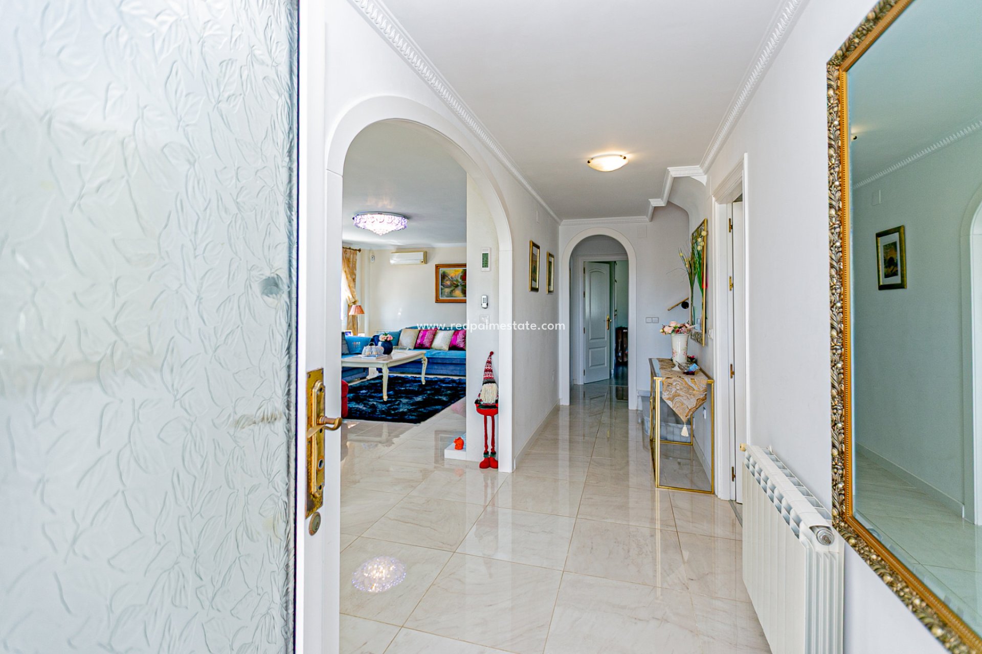 Resale - Villa -
Orihuela Costa - Campoamor