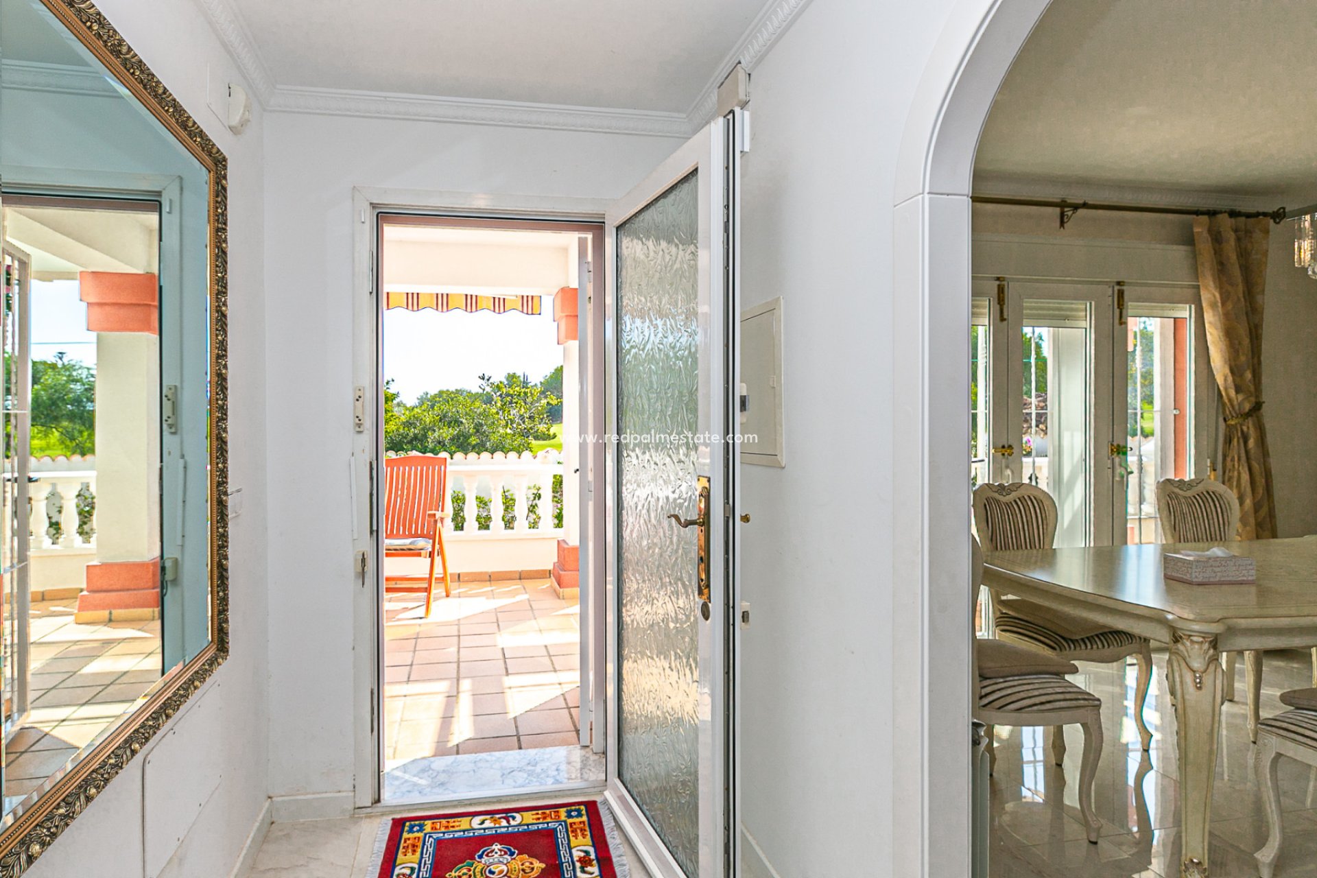 Resale - Villa -
Orihuela Costa - Campoamor